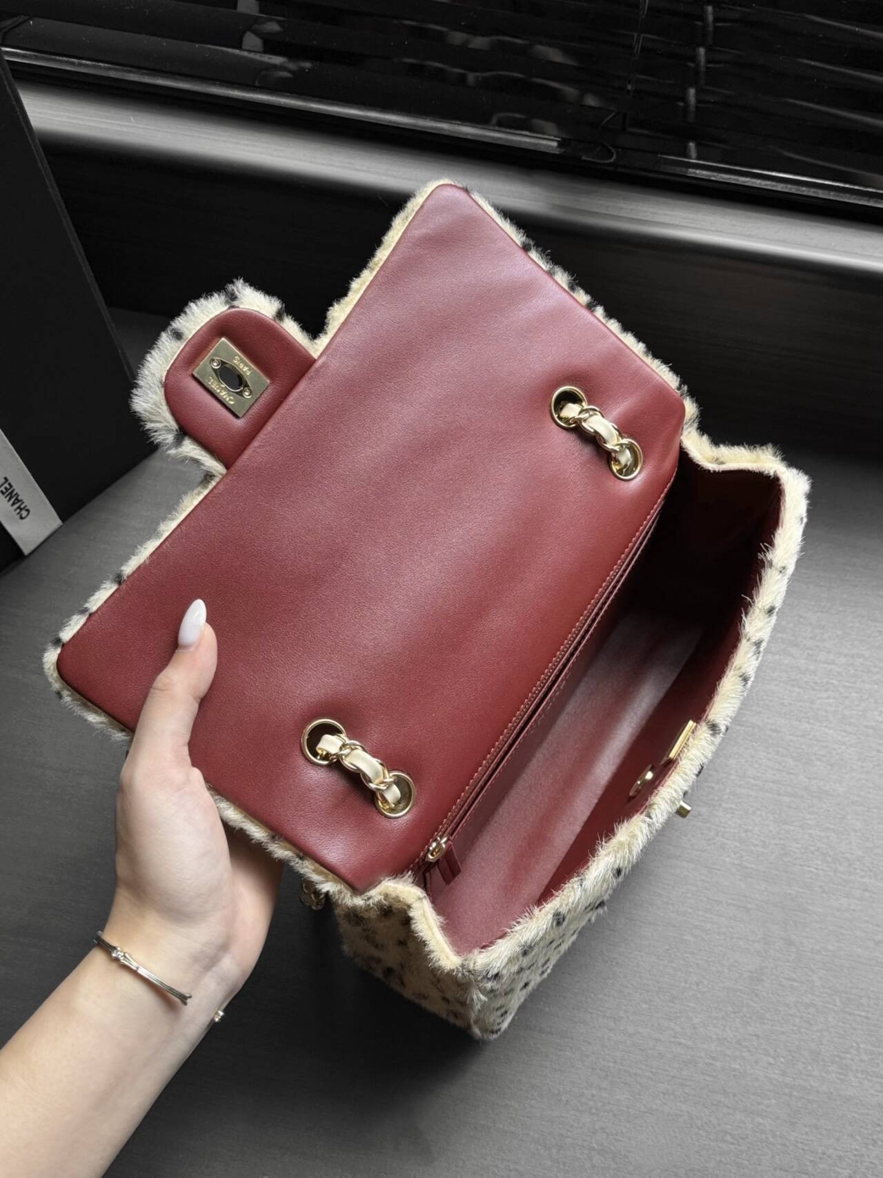 Ch*el flap bag 25x15x6cm