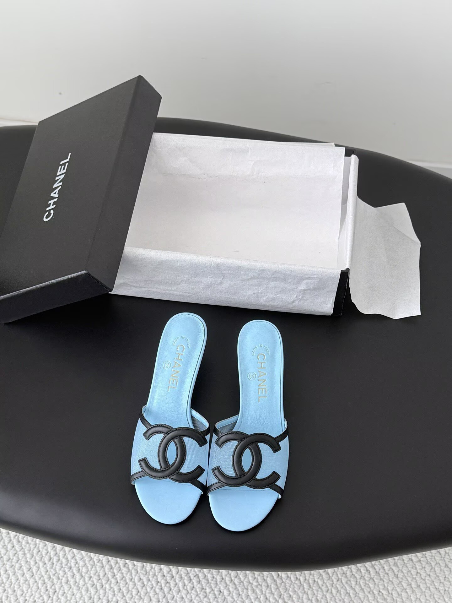 ua Ch*el sandals 4.5cm heel
