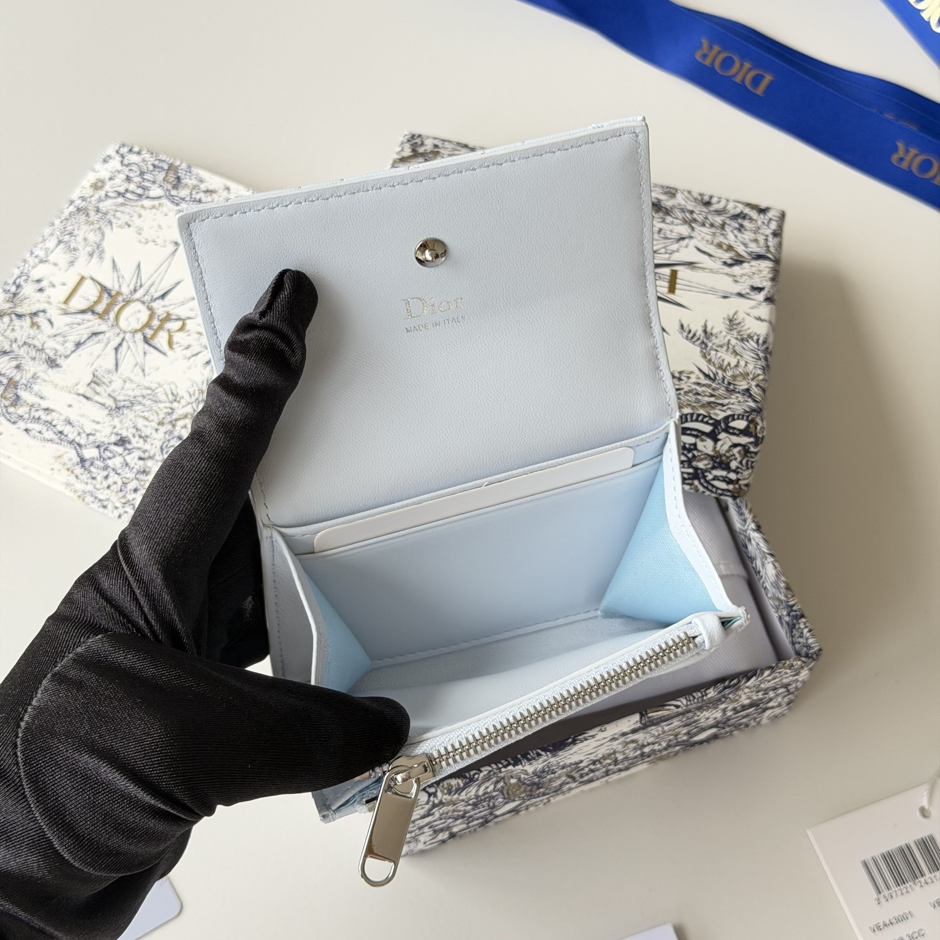 D*or lady glycine wallet 11 x 7.5 x 3 cm