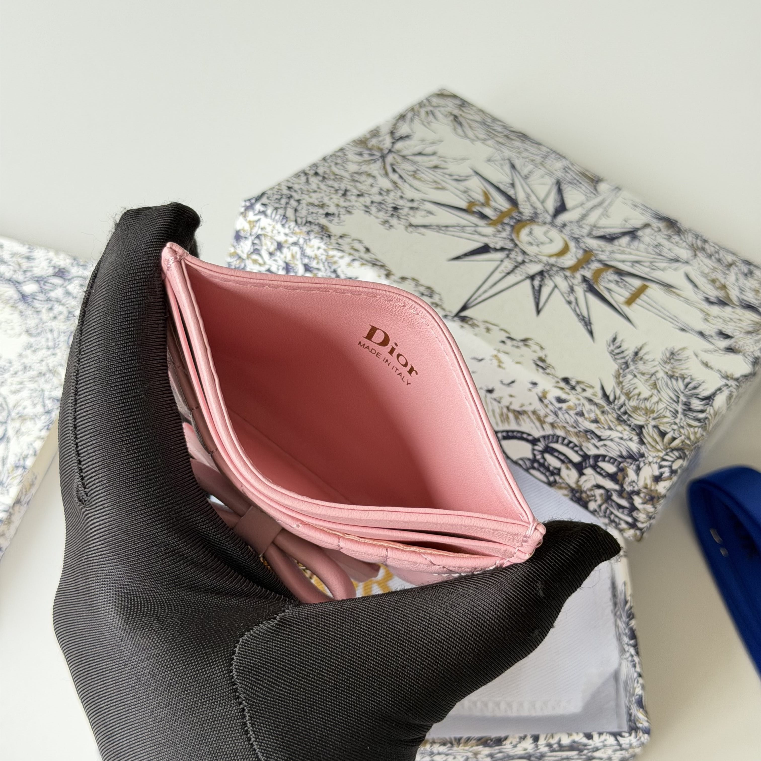 D*or lady freesia card holder 10.5 x 8 x 0.5 cm