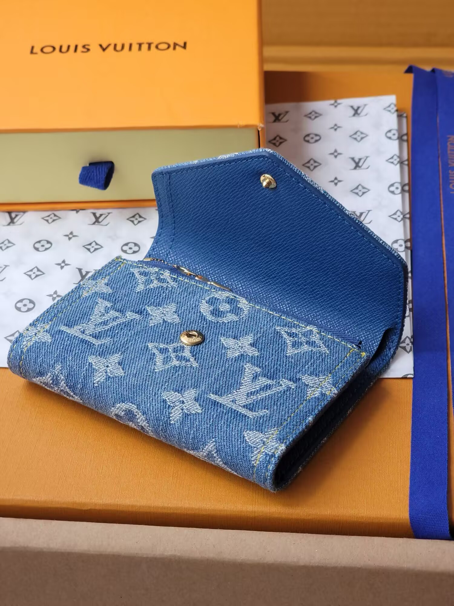 LV Victorine Wallet M13212 12x9.5x2.5cm