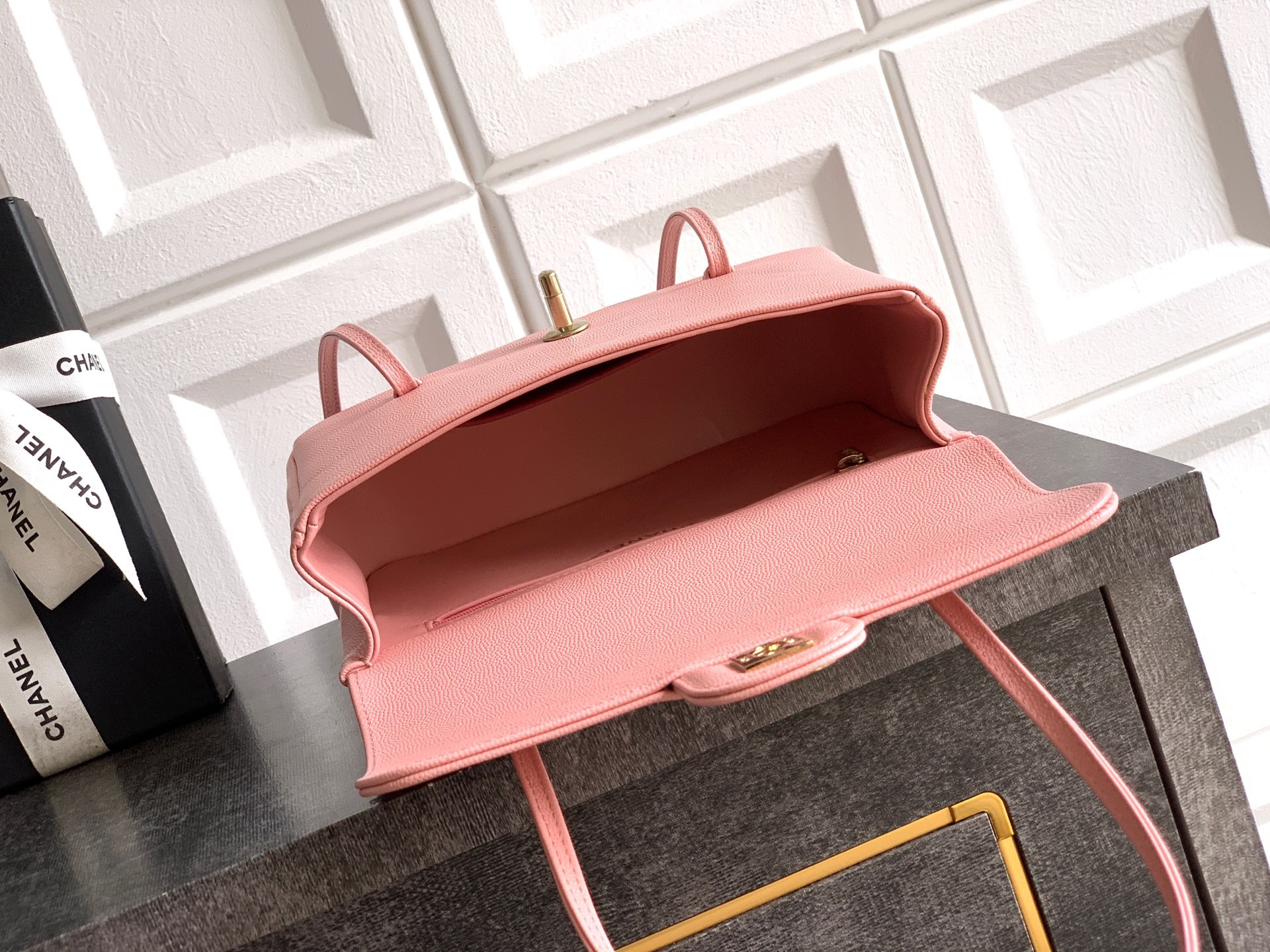 Ch*el small flap bag as6130 15x22x7cm