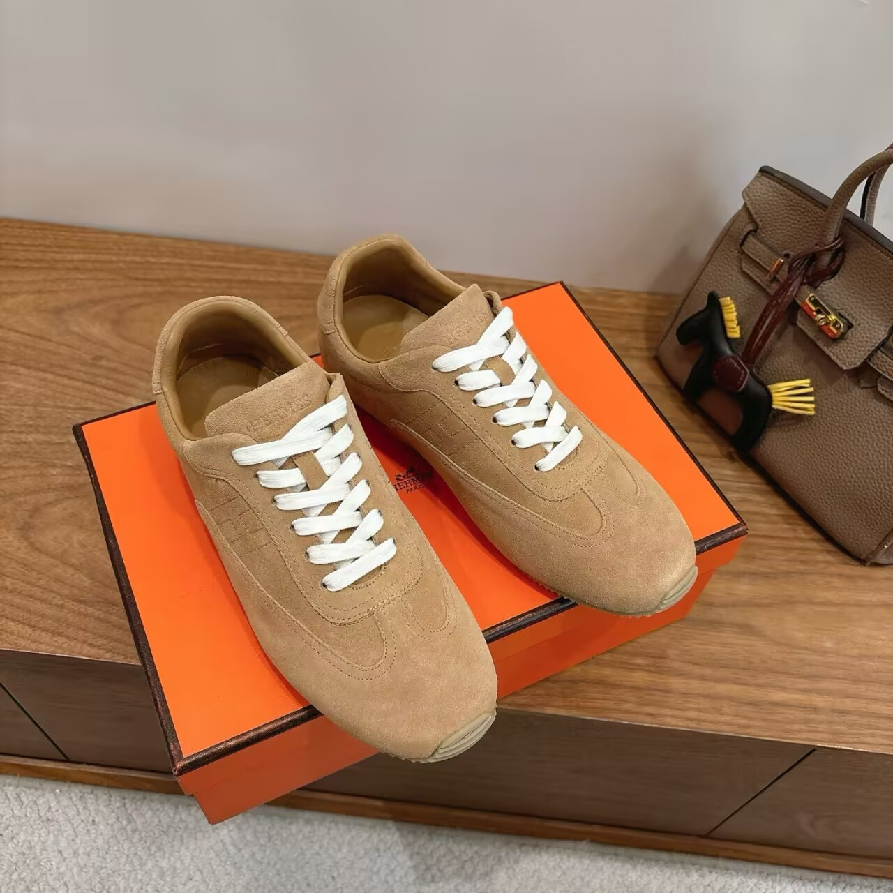 ua H**mes master sneaker