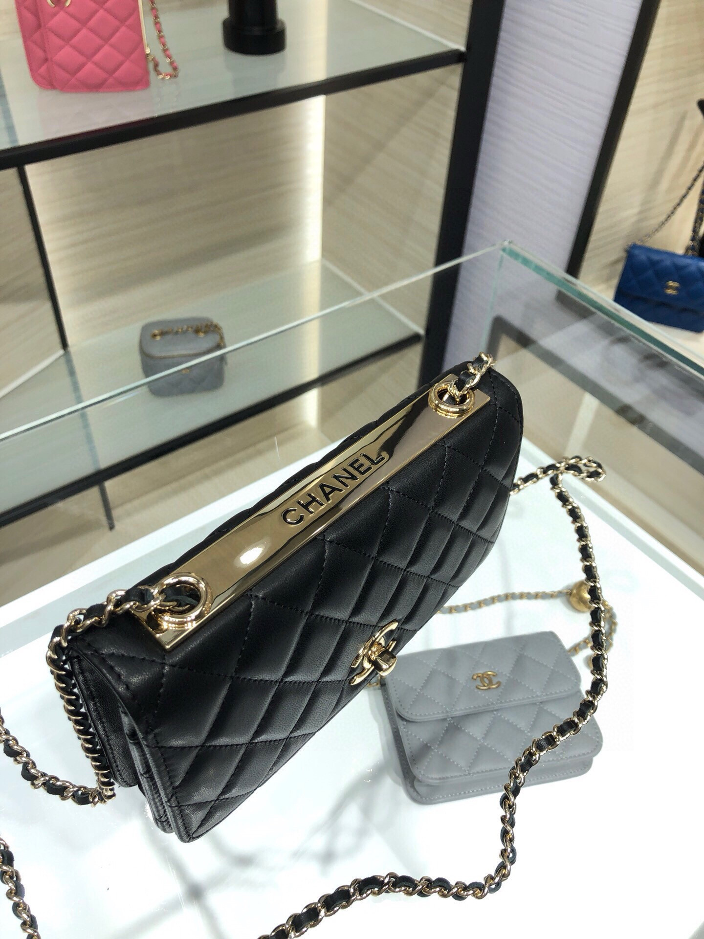 Ch*el woc trendy cc wallet on chain 19x12x3.5cm