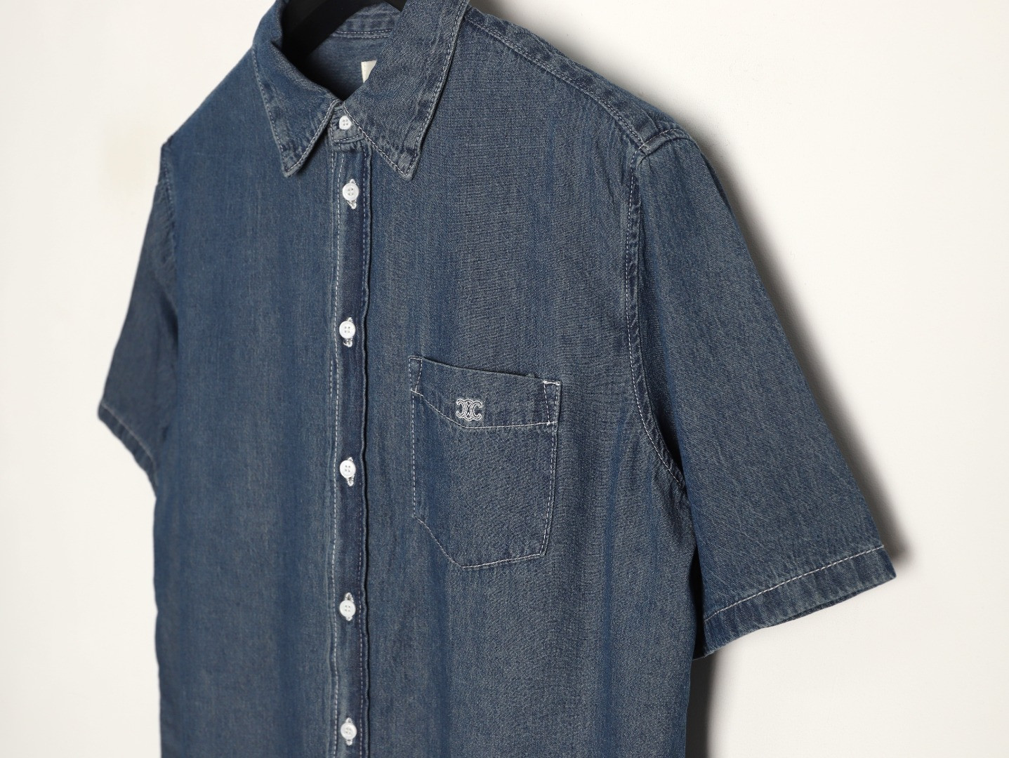 Ce**e short-sleeved shirts
