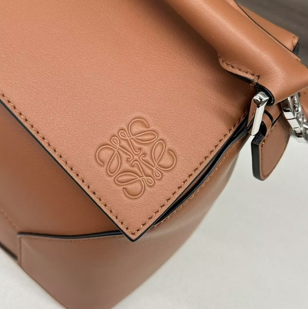 L0ew* large puzzle edge bag in classic calfskin 21.5x33x14.7cm