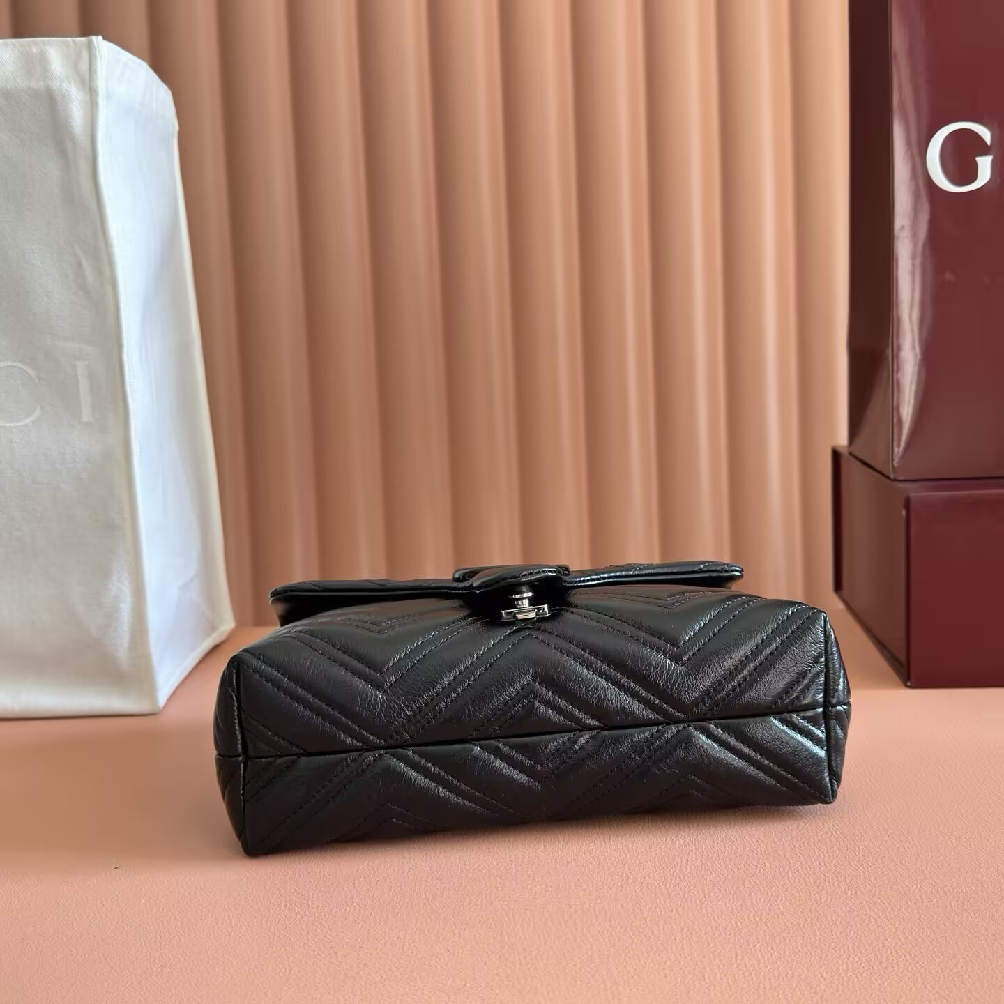 G*u*i gg marmont small shoulder bag 23x17x9cm