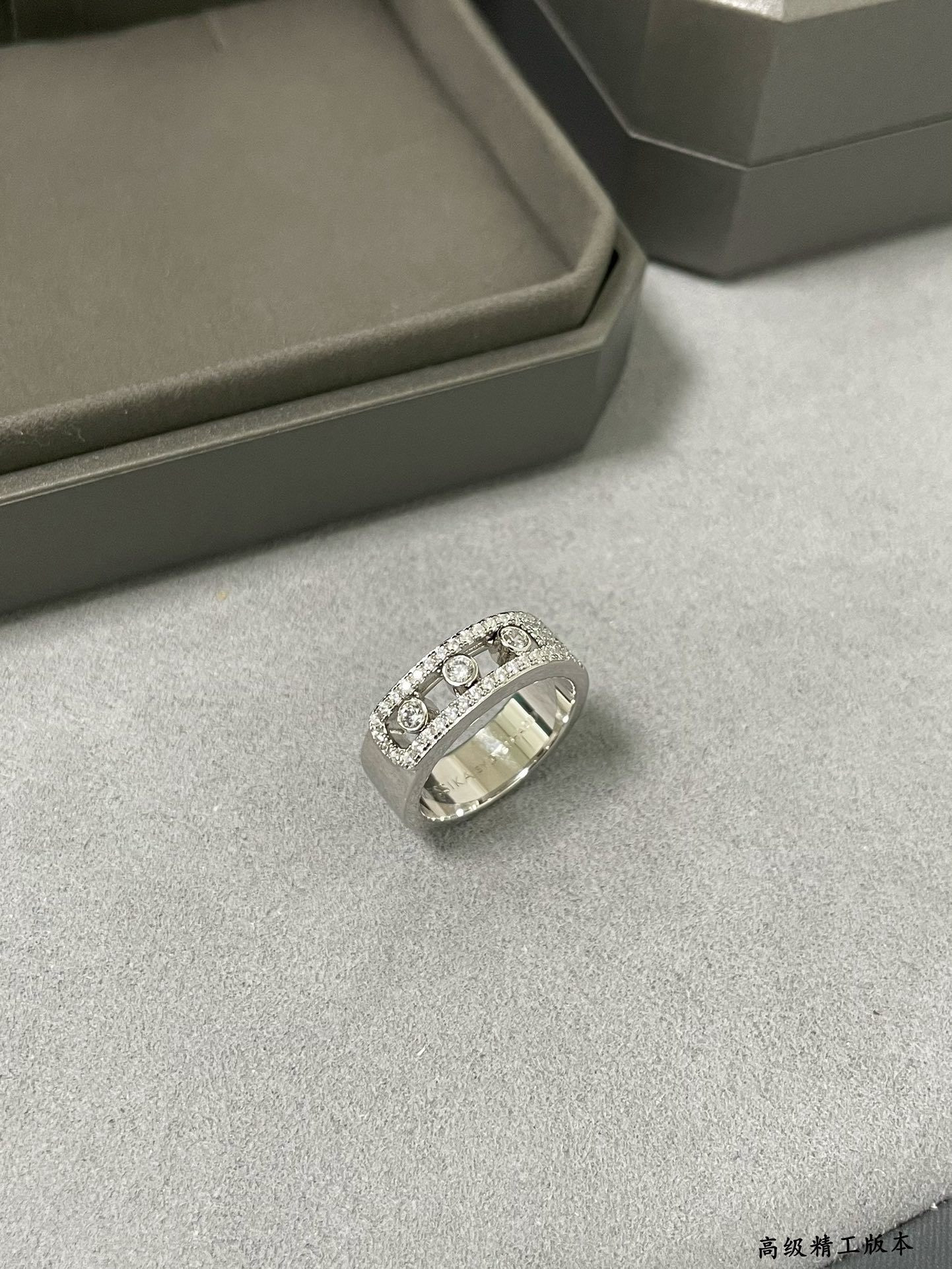 Mes1kaa move classique di*m*nd ring
