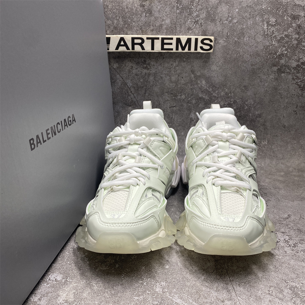 UA Ba*len*cia*ga Track White Glow