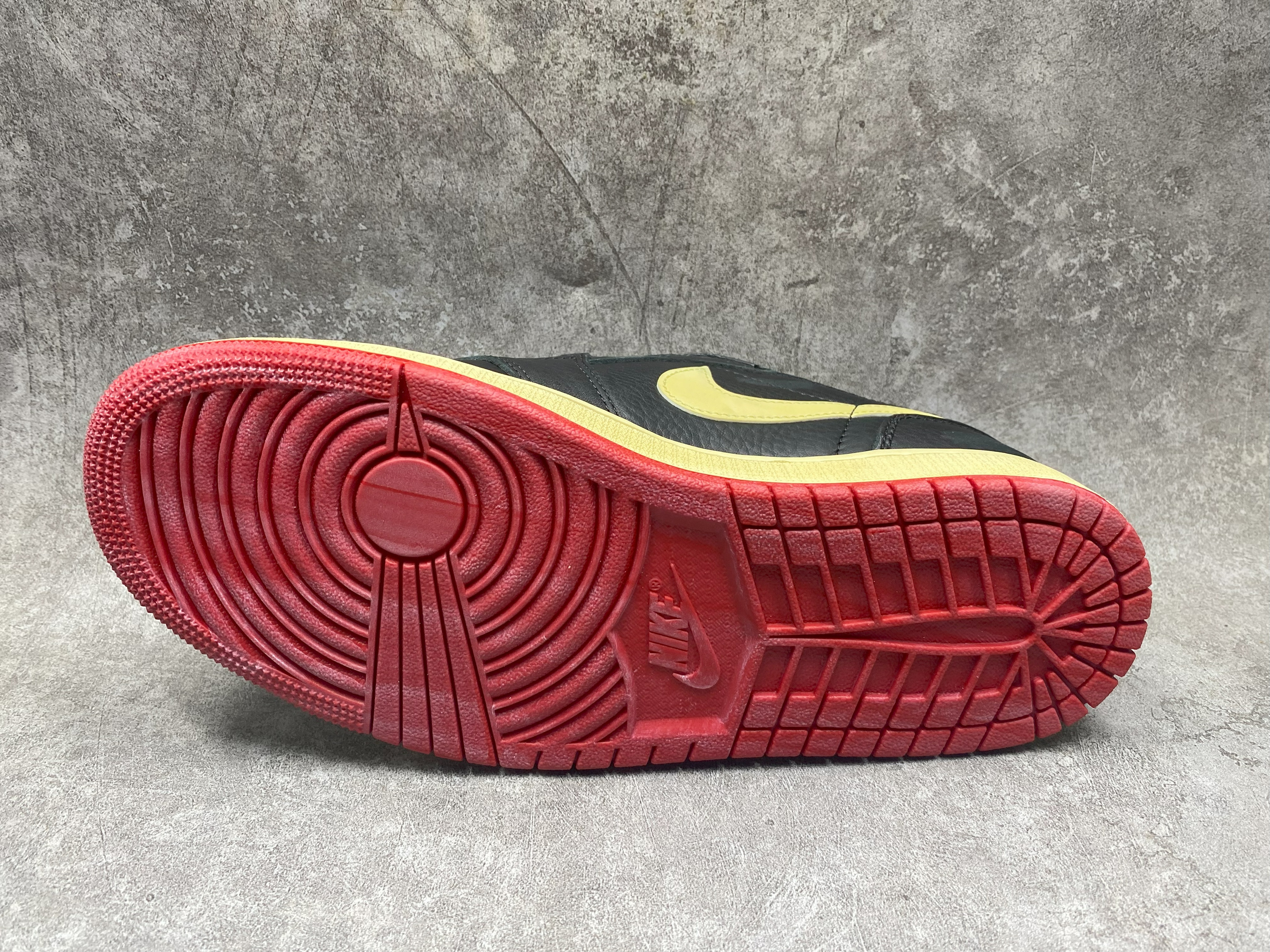 UA Jordan 1 Retro Low OG