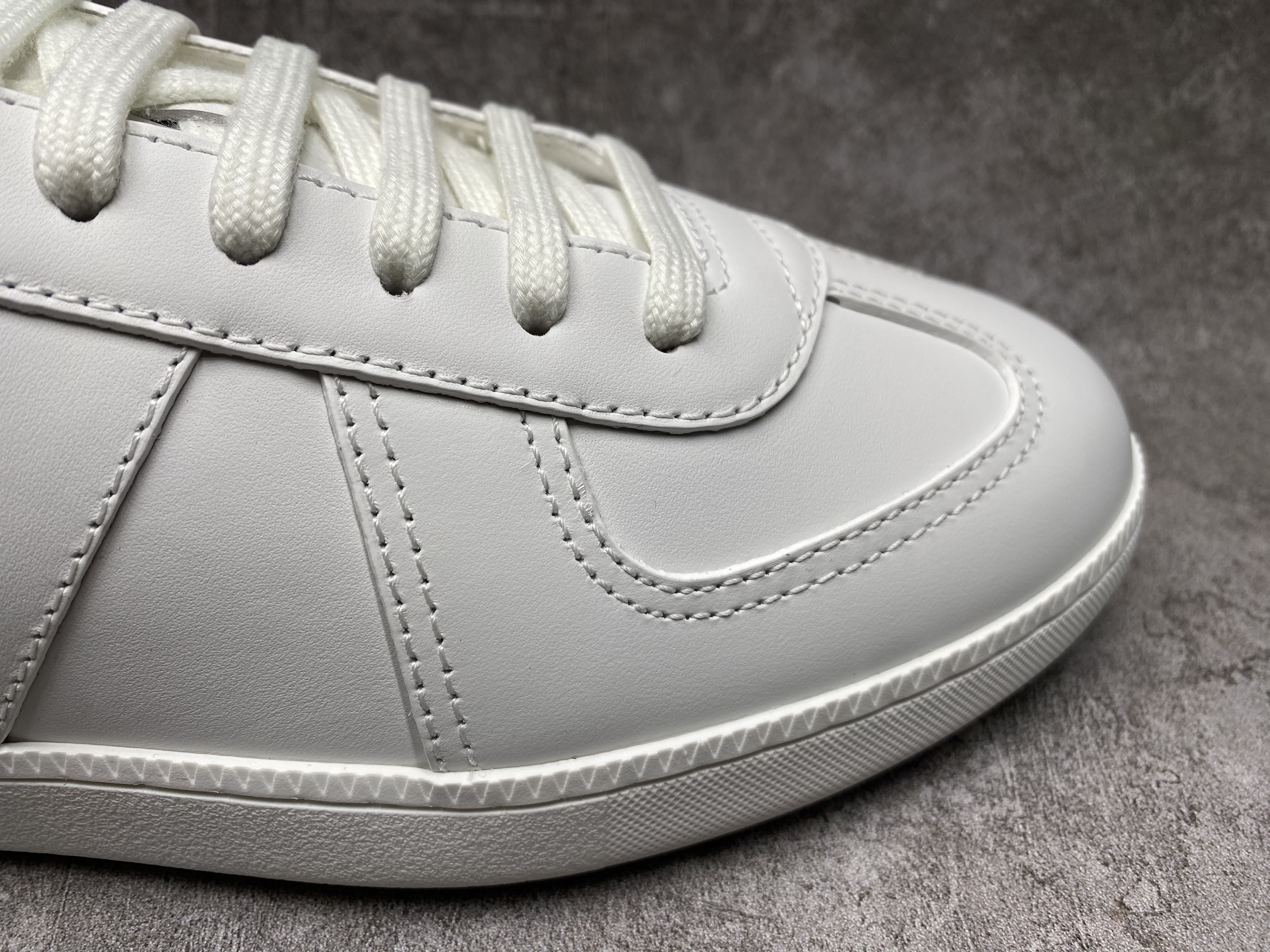 ua D*or b01 matchpoint sneaker