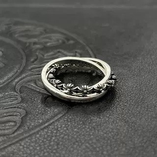 Ch**me He**ts triple ring cross flower ring