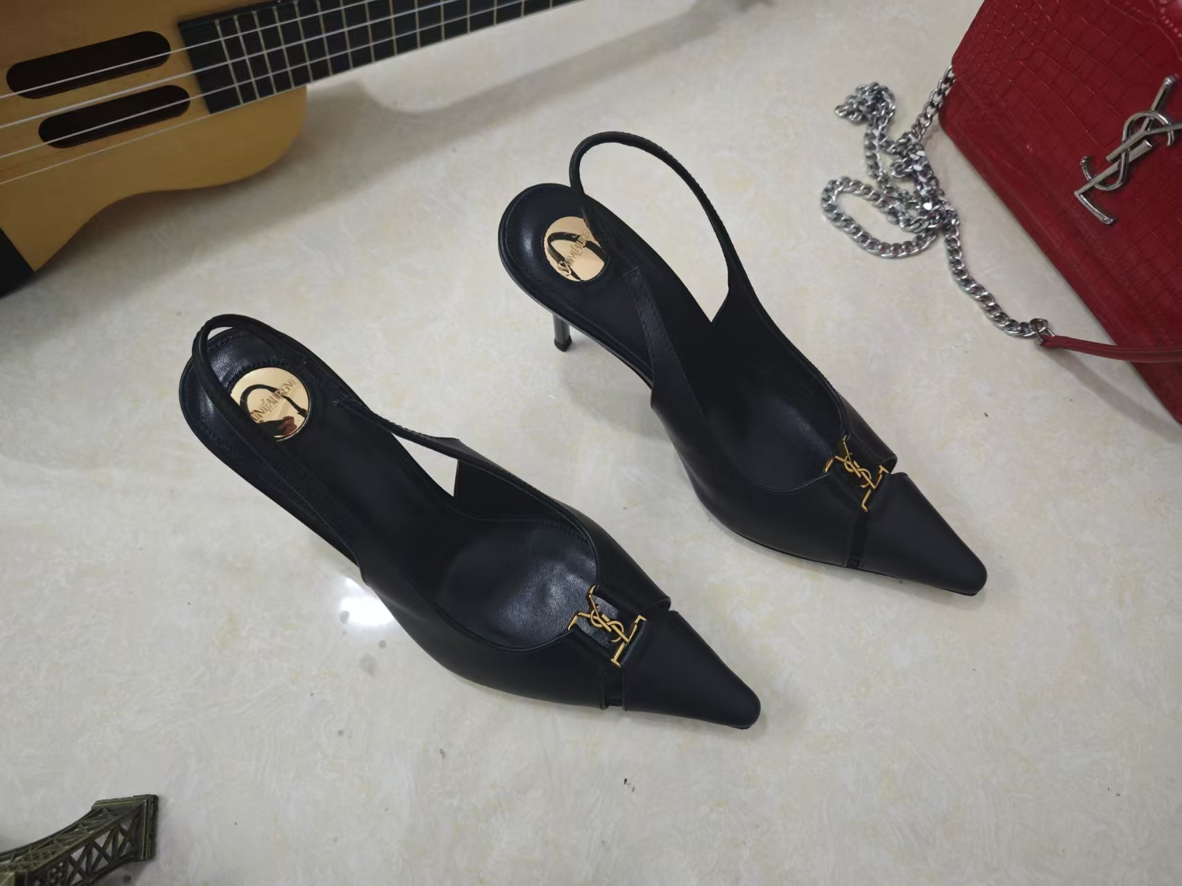 ua y*l Sa**t Lau*nt slingback pumps