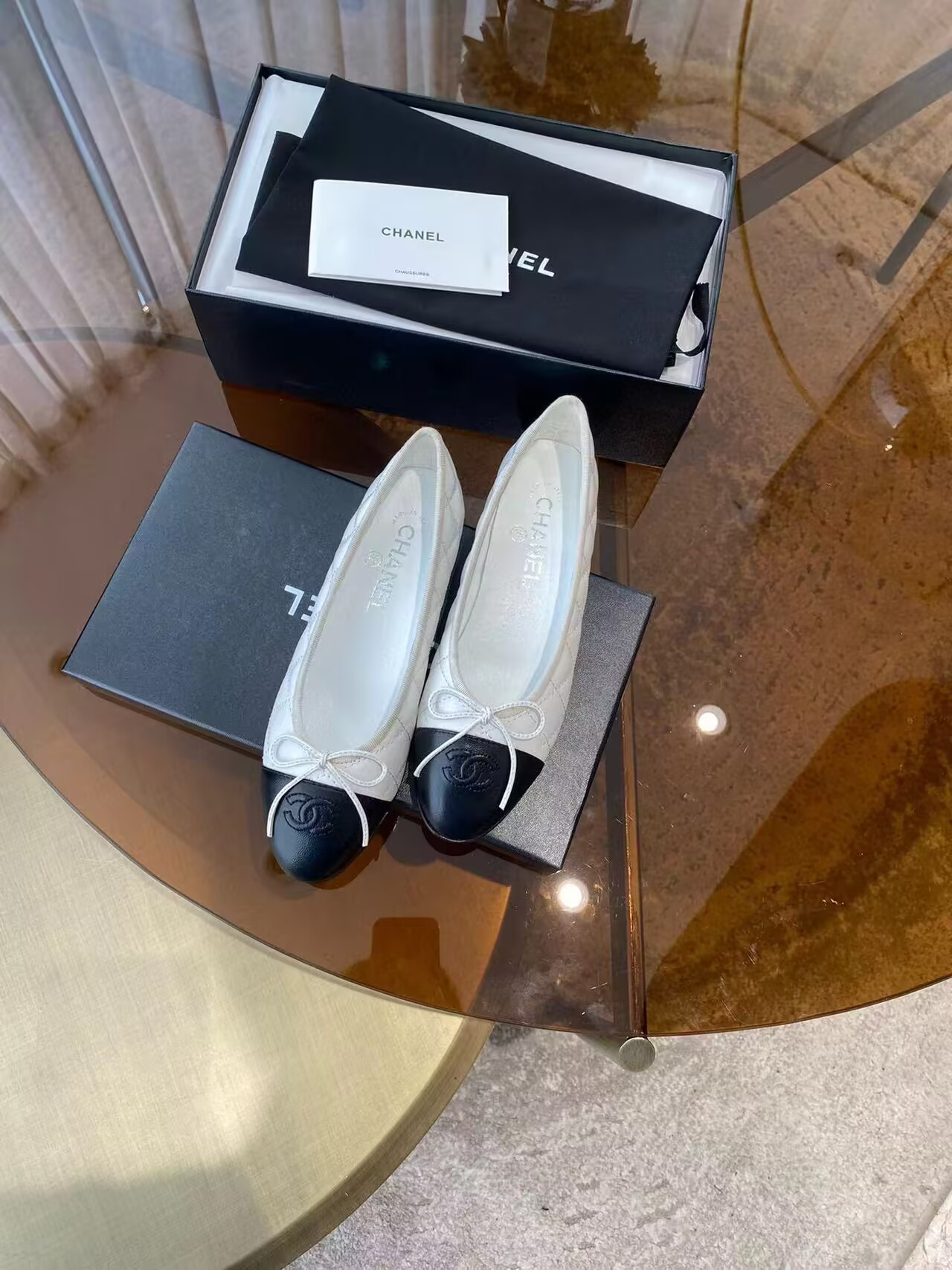 Ch*el BALLET FLATS  Aged Calfskin White & Black