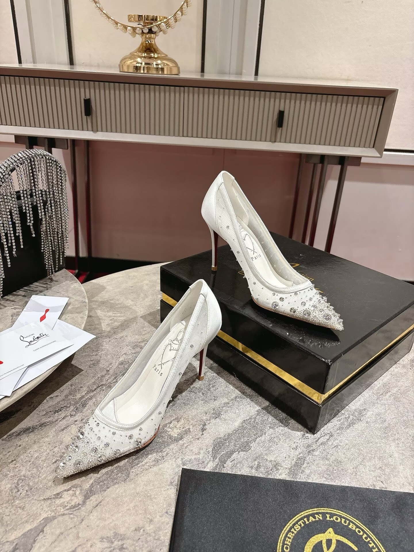 ua Ch**an louboutin miss z sparkling pumps