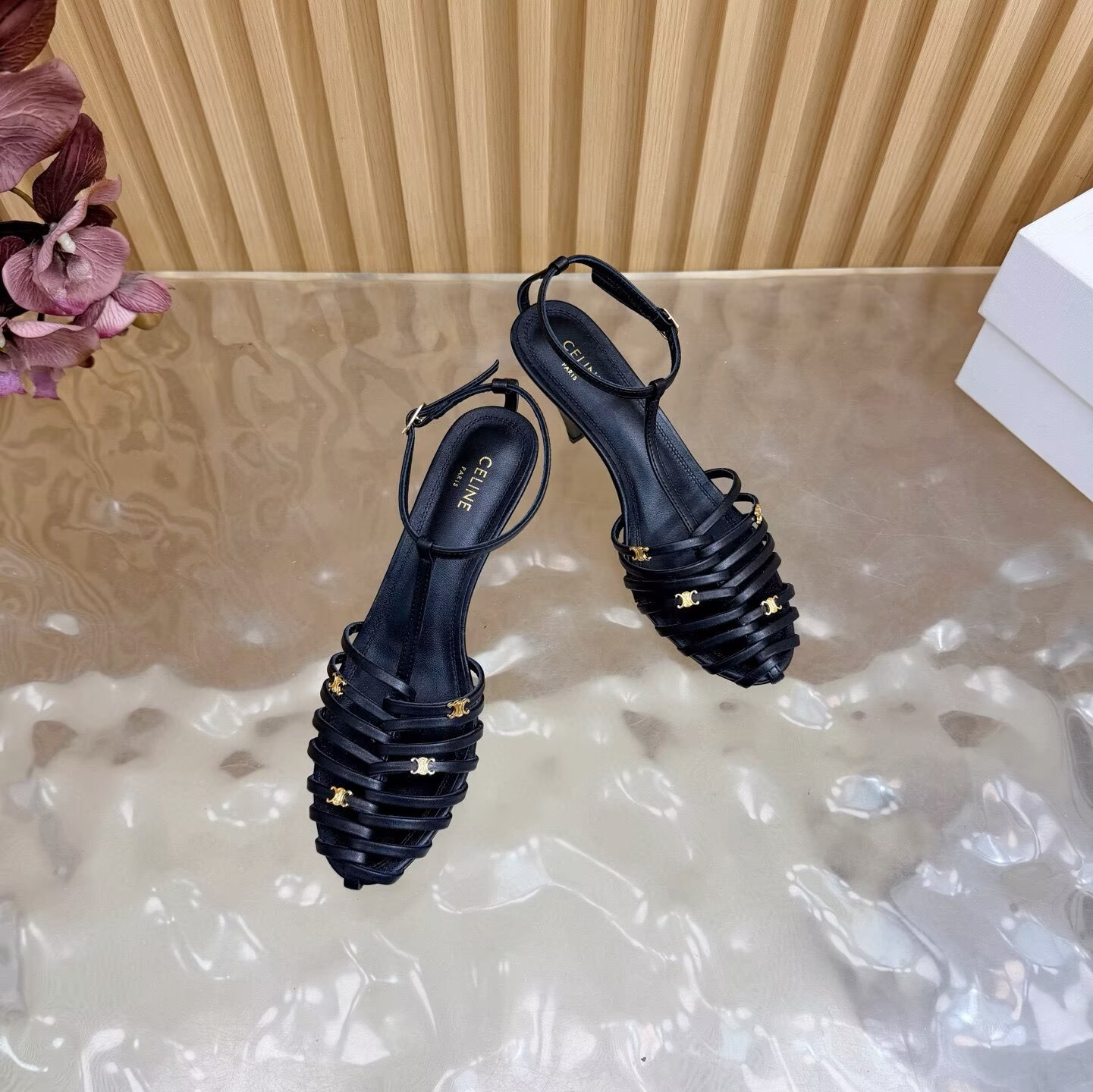 ua Ce**e cage heeled sandal 6cm heel