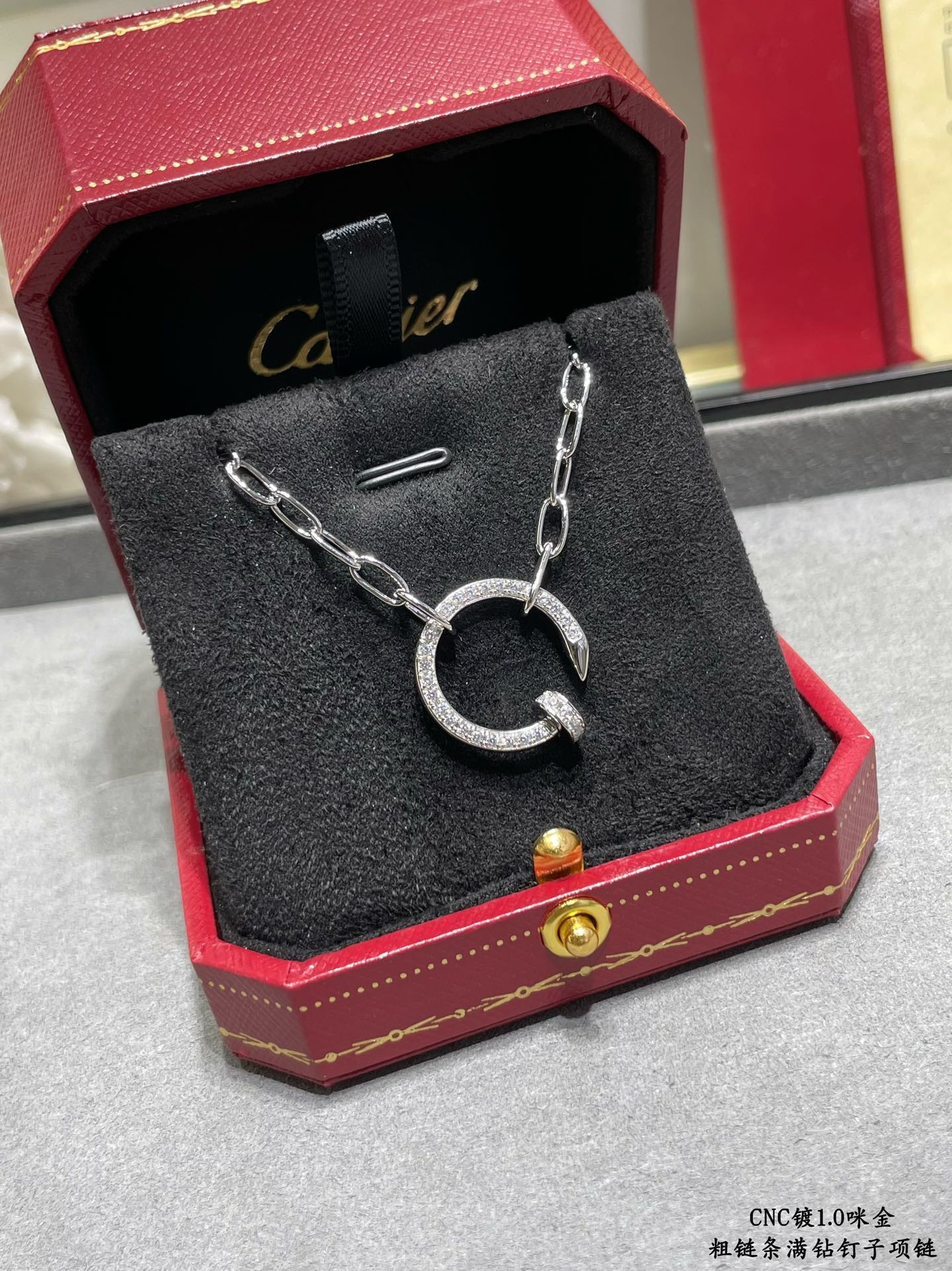 Ca*t*er Thick chain full of diamond nail Necklace
