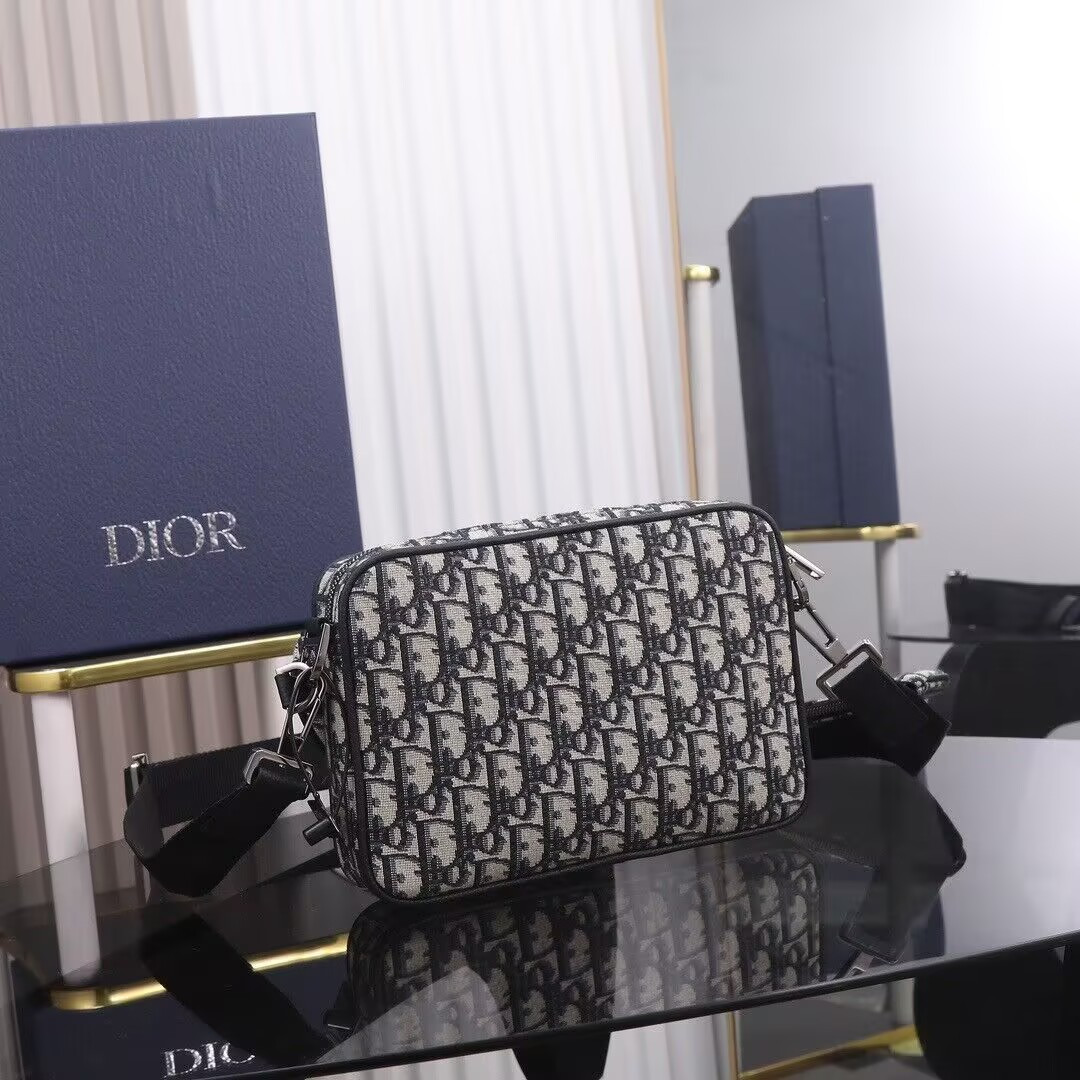 D*0r Saddle Triple Pouch Beige and Black D*0r Oblique Jacquard 18x25x5cm