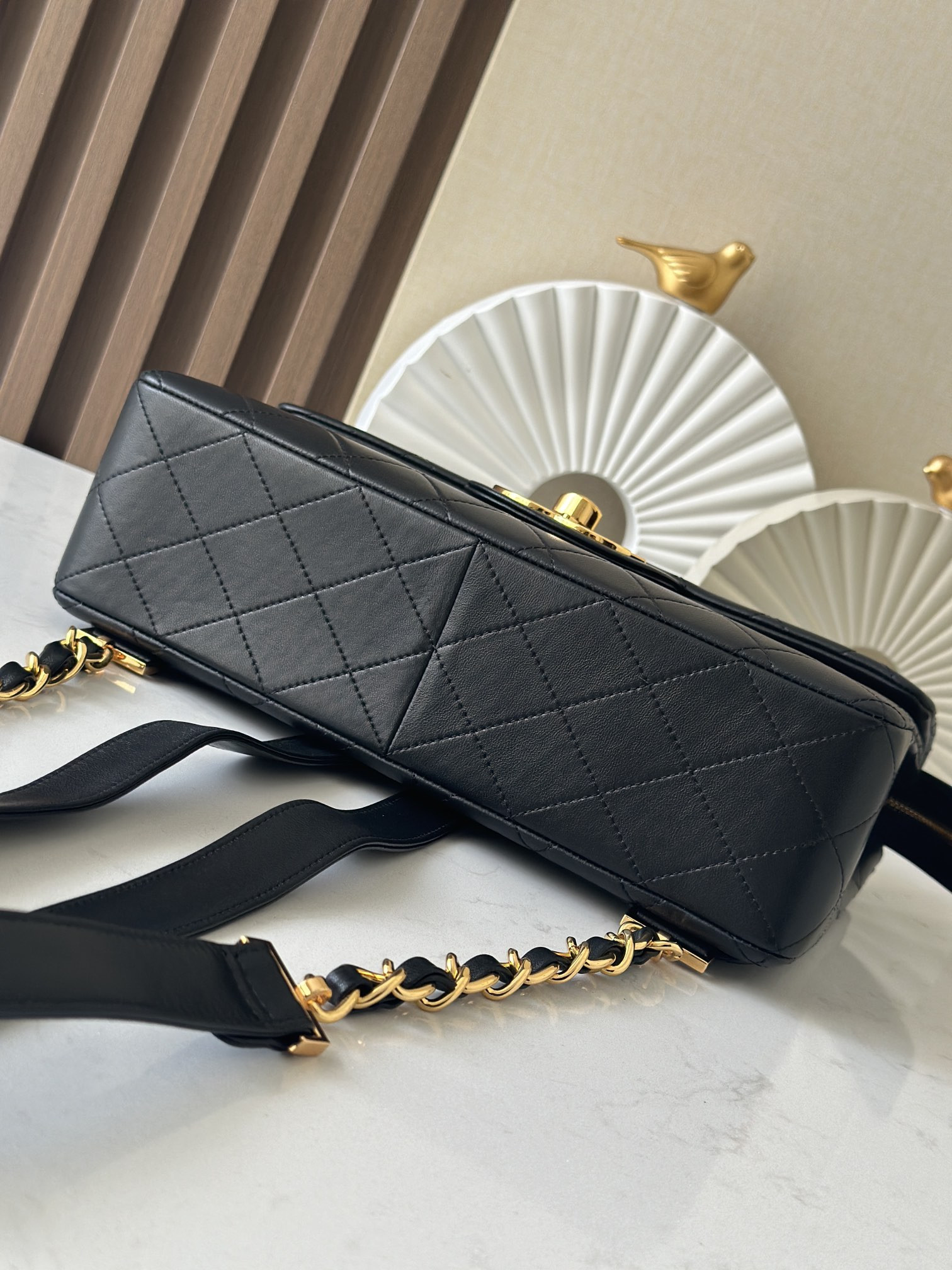 Ch*el flap backpack as2219 30x21x8cm