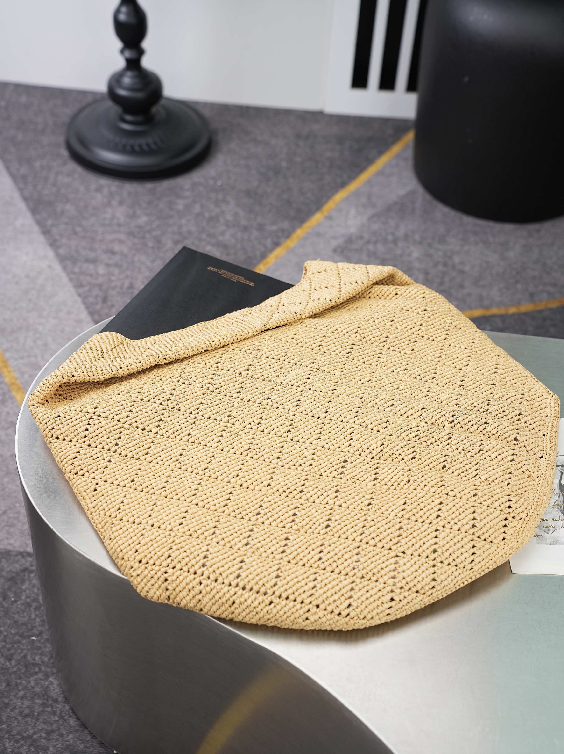 Y*L icare hobo in raffia 30-47x30.5x2-12cm