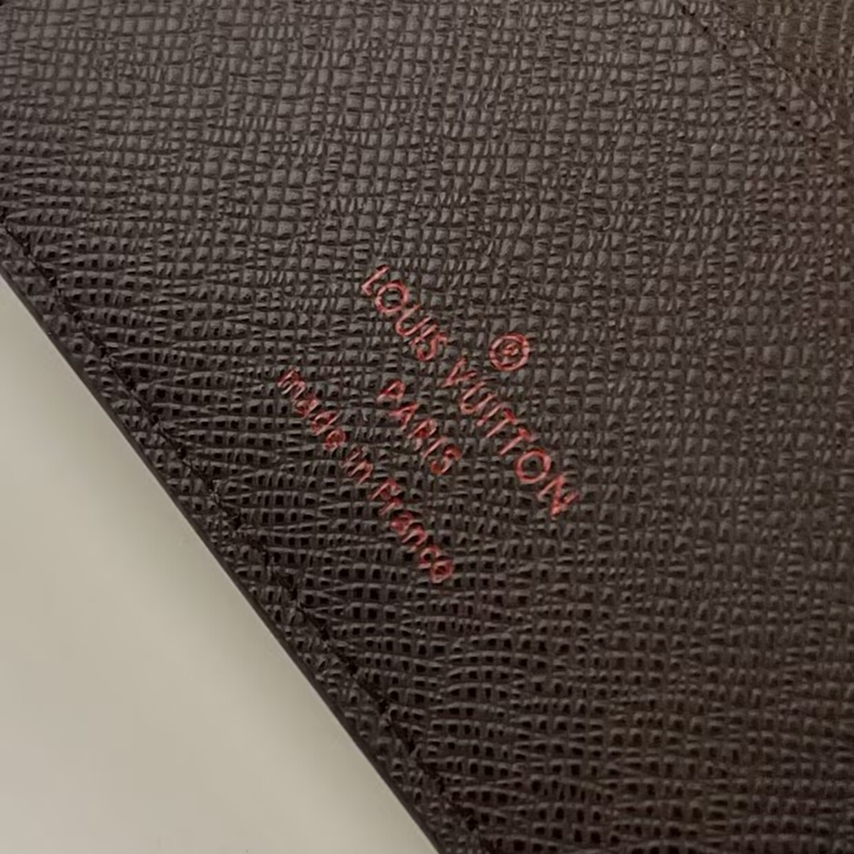 LV Multiple wallets N60895