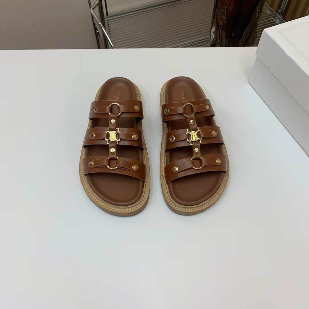 ua Ce**e tippi slide