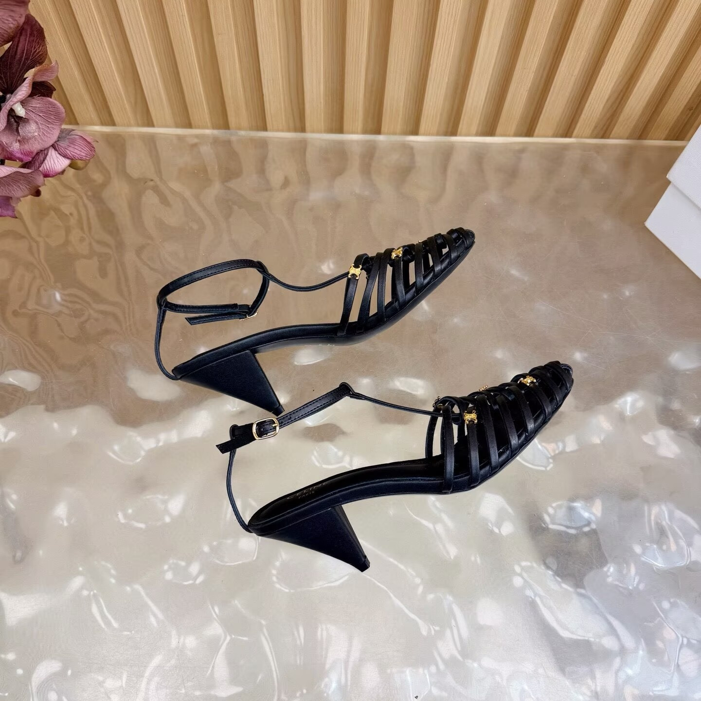 ua Ce**e cage heeled sandal 6cm heel