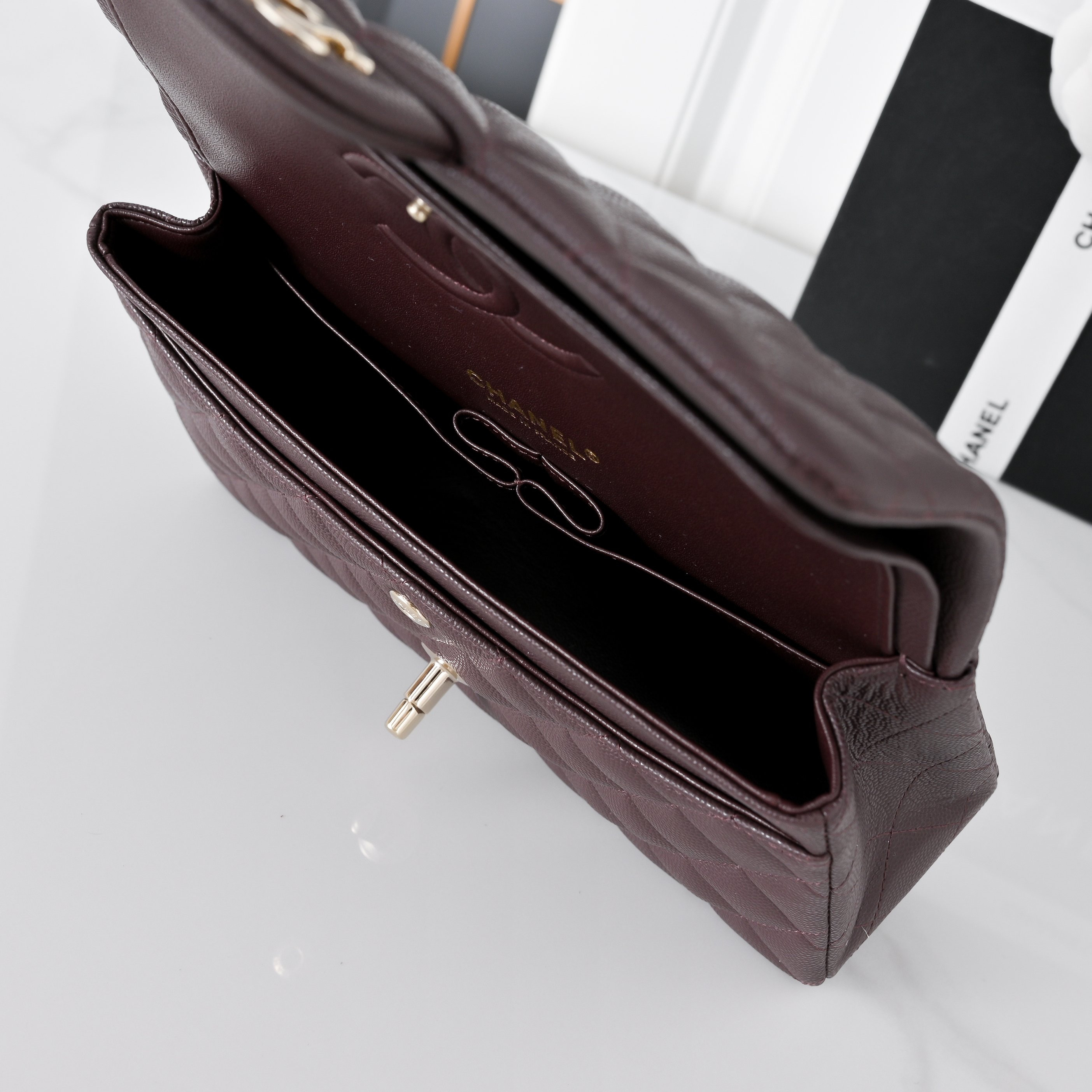 Ch*el classic flap bag coffee brown light gold hardware a01113 23x14.5x6cm