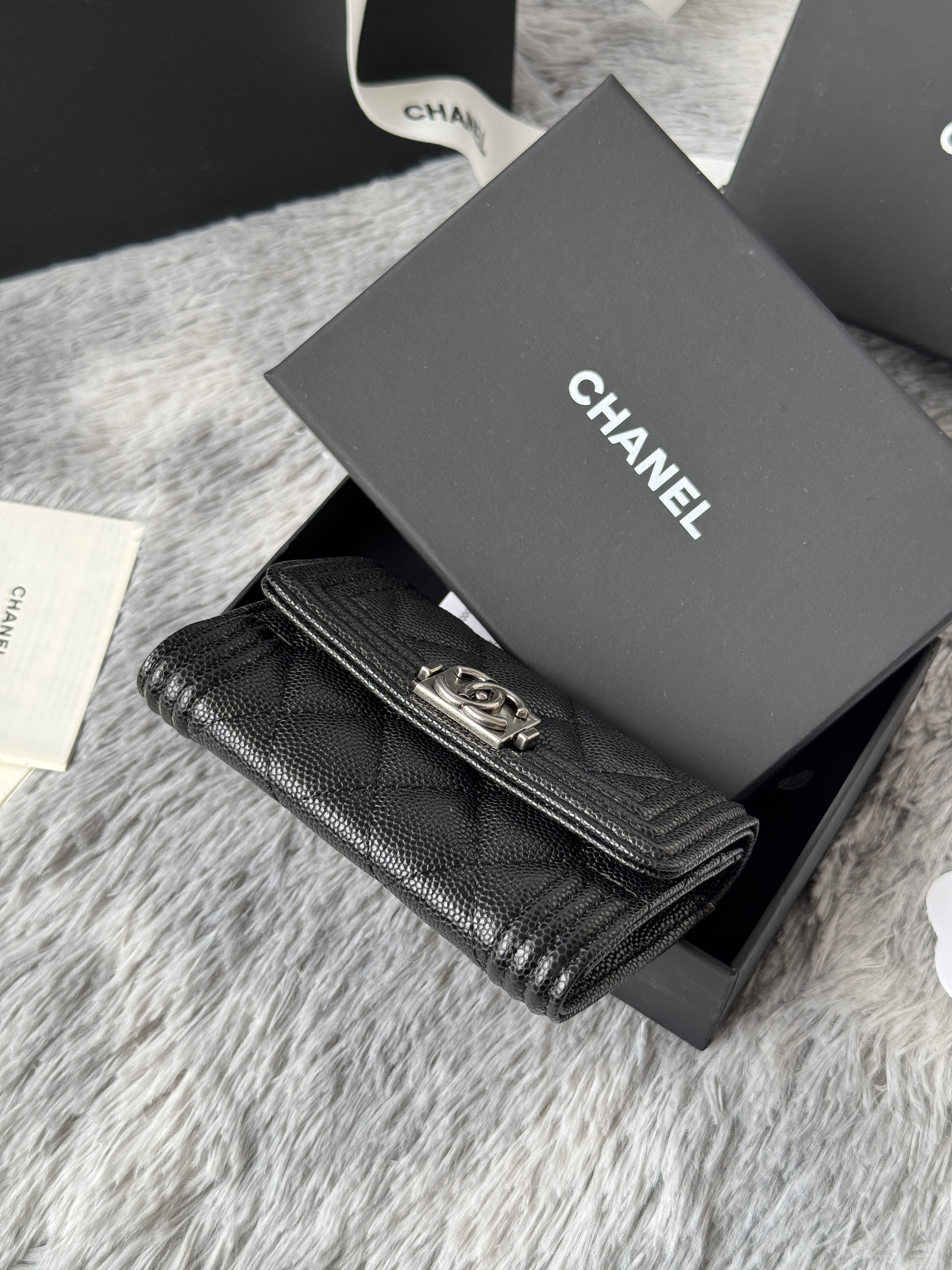 Ch*el boy Ch*el flap card holder a80603 7.5x11.3x2.1cm