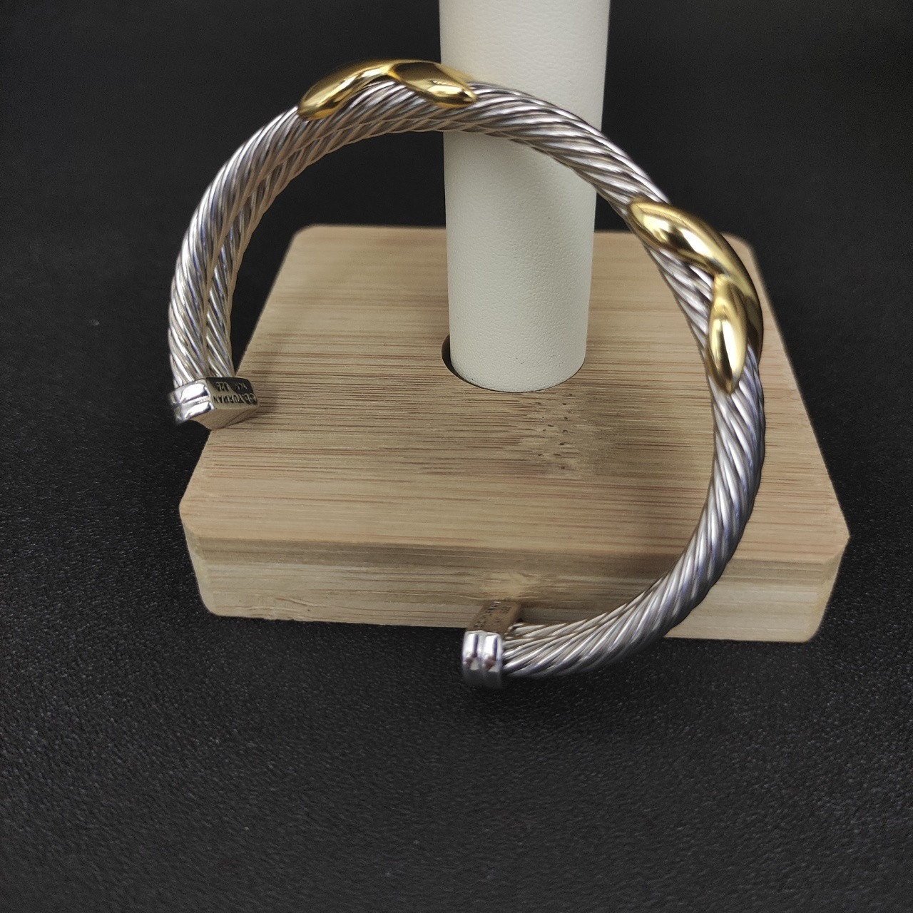 dau1d Yvrm*n 10mm x bracelet (wrist circumference 15-20cm)