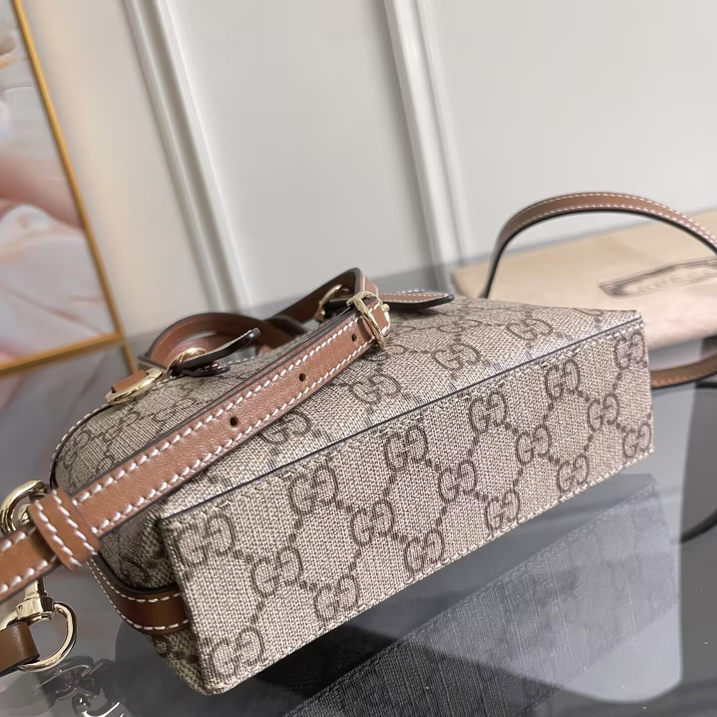 G*u*i gg emblem mini bag 17.5x11x6.5cm