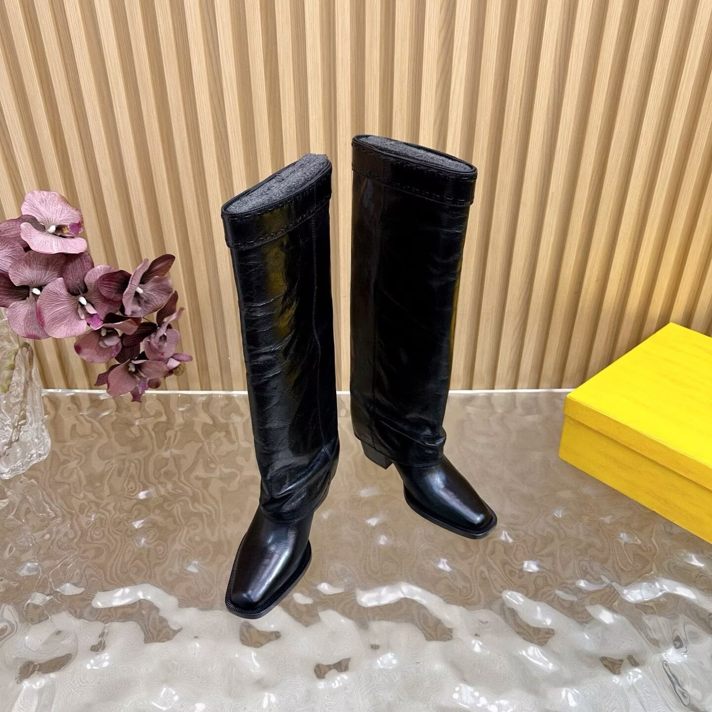 ua F**di boots