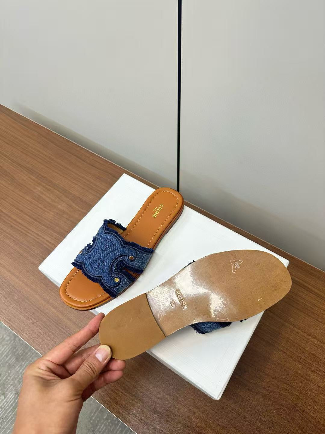 ua ce**e marina fringed mule in De*1m