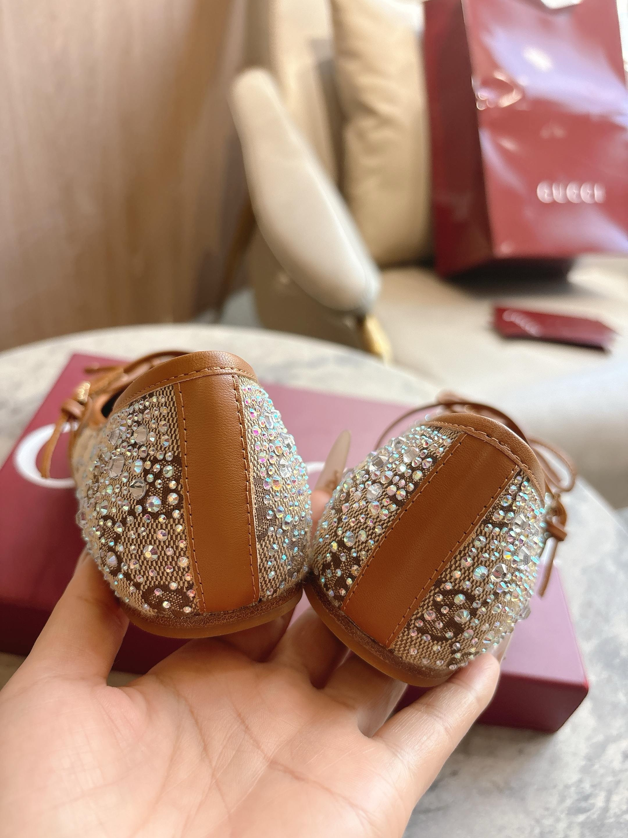 ua G*u*i horsebit gg canbas ballet flats