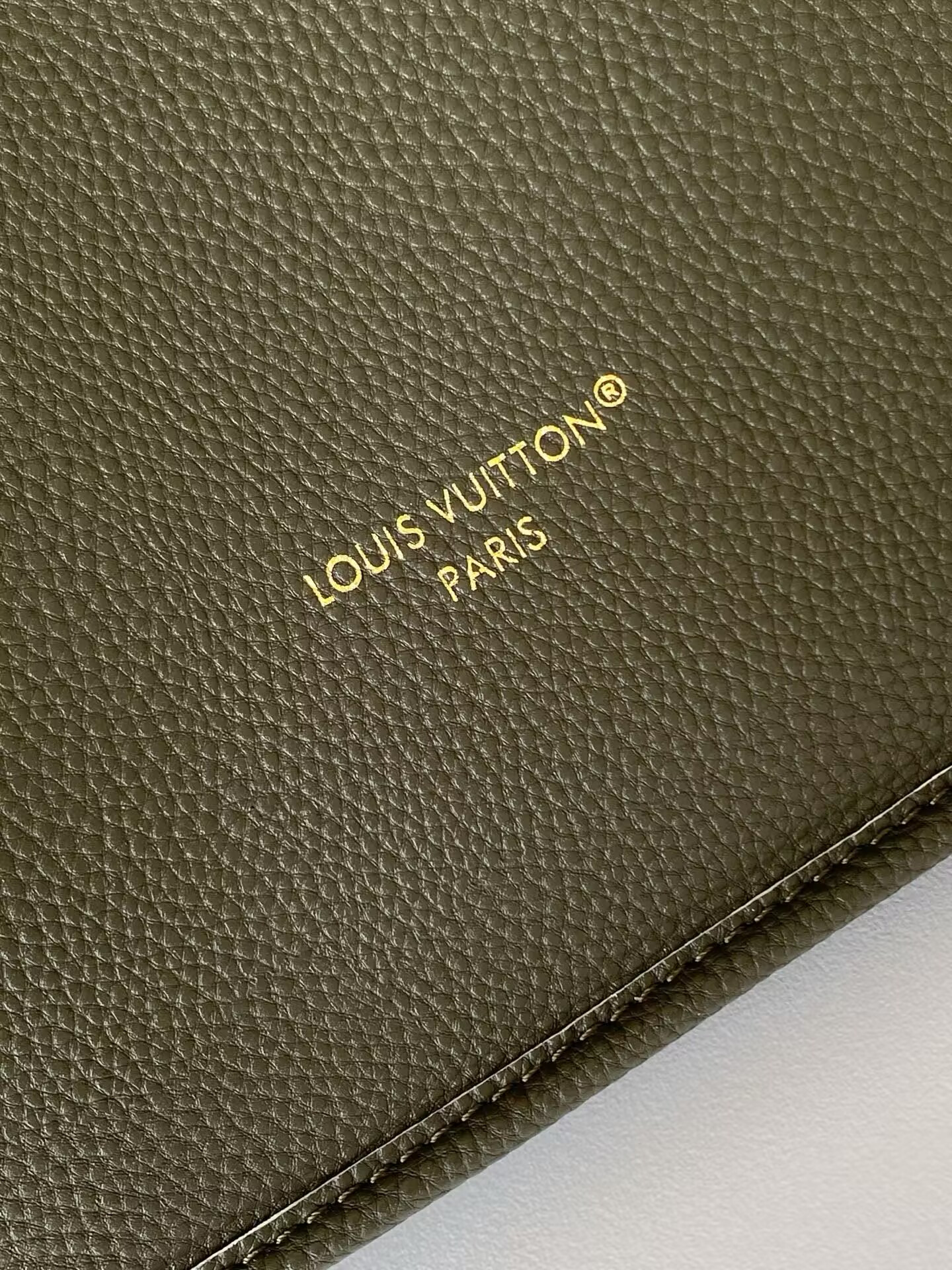 LV Neverfull MM M25664 31x28x14cm Without Box