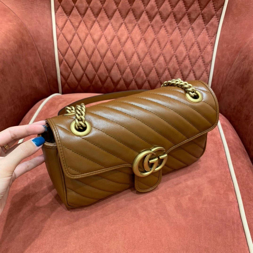 G*u*i GG Marmont small matelasse shoulder bag 26cm