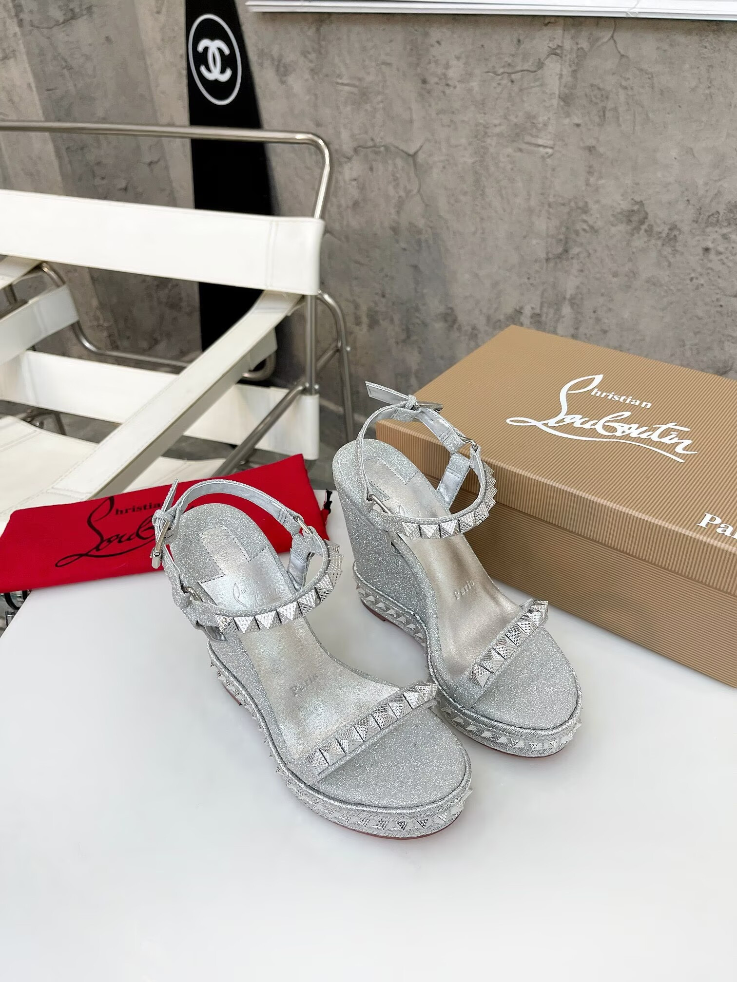 ua Ch**an louboutin pyraclou 120 mm