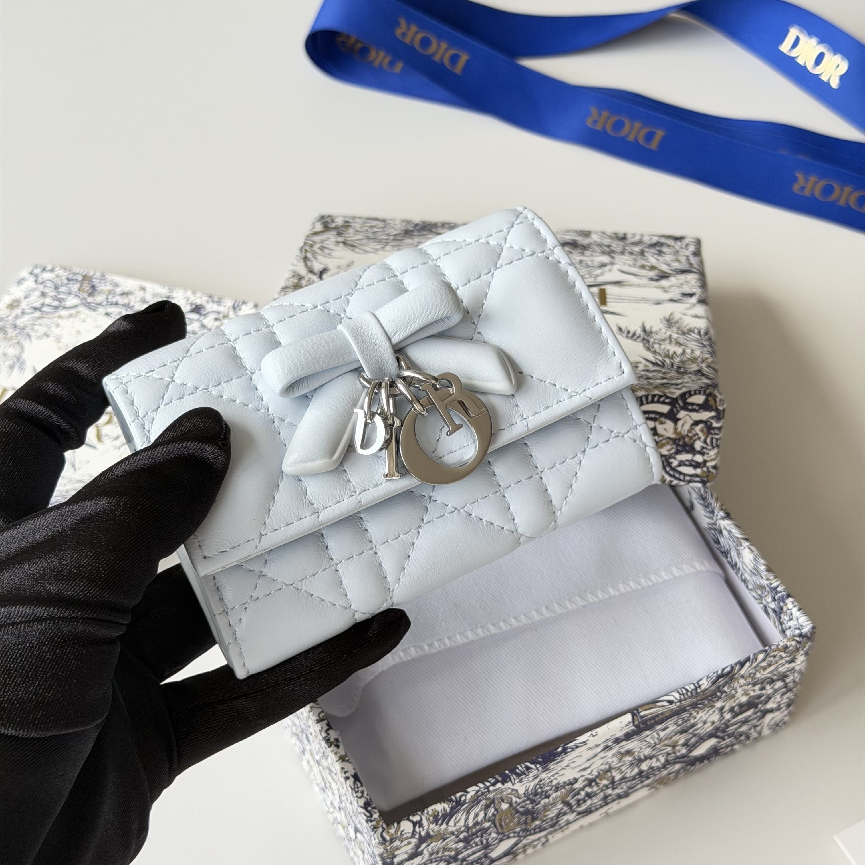 D*or lady glycine wallet 11 x 7.5 x 3 cm