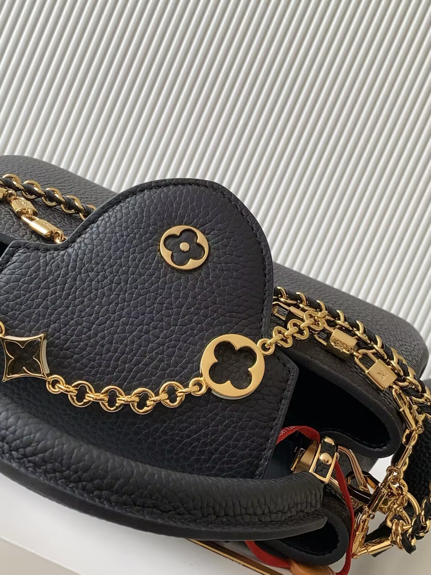 LV Capucines BB M12345 27x17.3x9cm