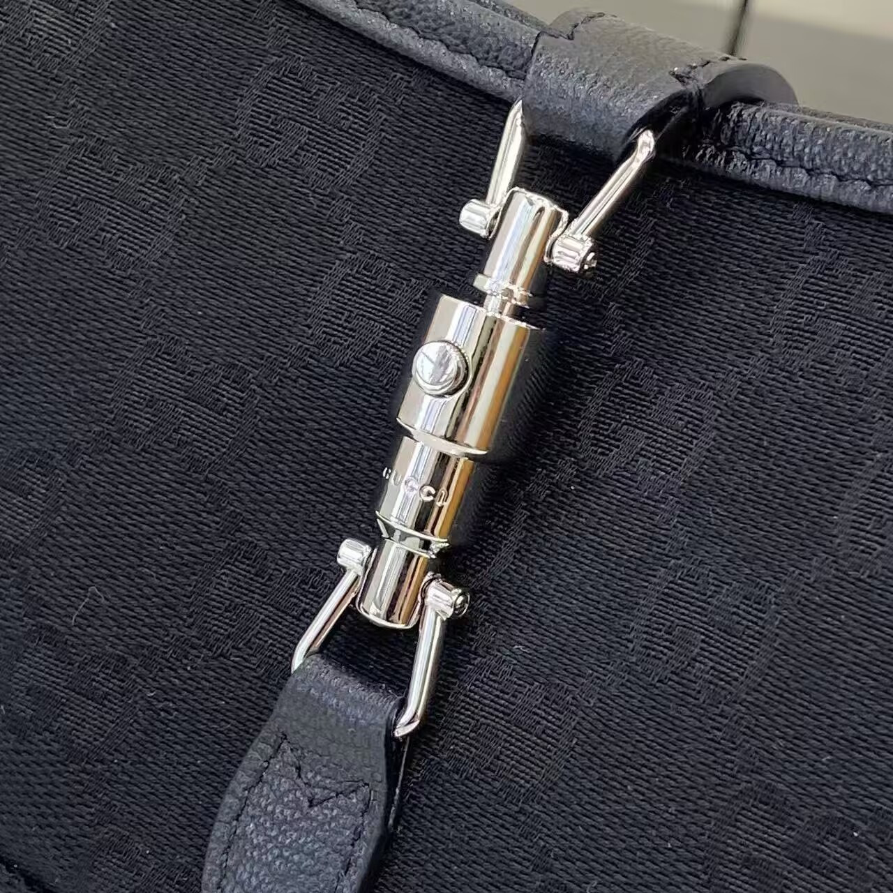 G*u*i jackie slim small shoulder bag 27x13x6cm