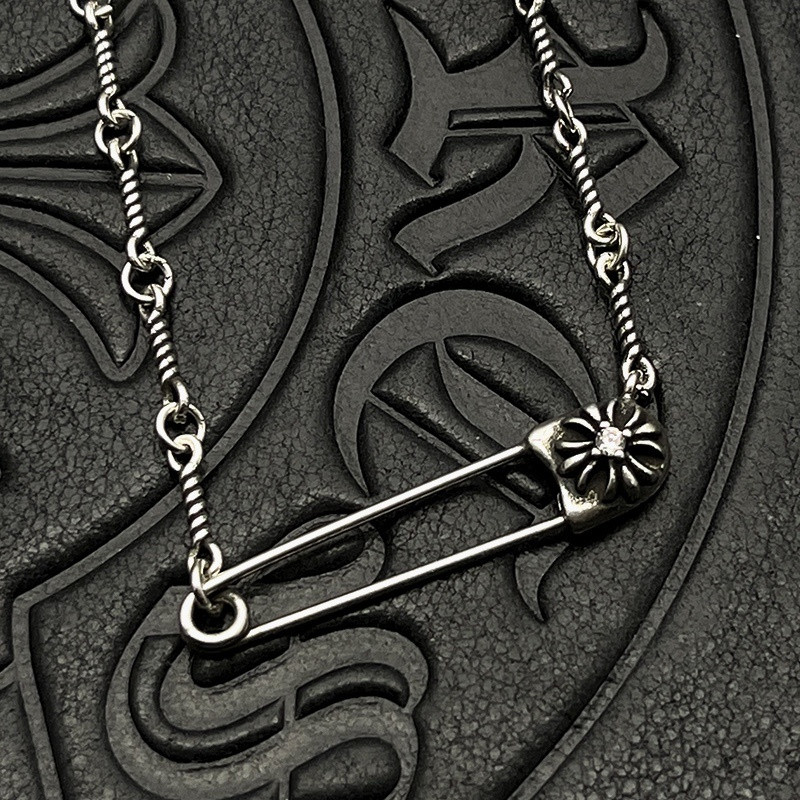 Ch**me He**ts twisted chain necklace (chain length 45+5cm)