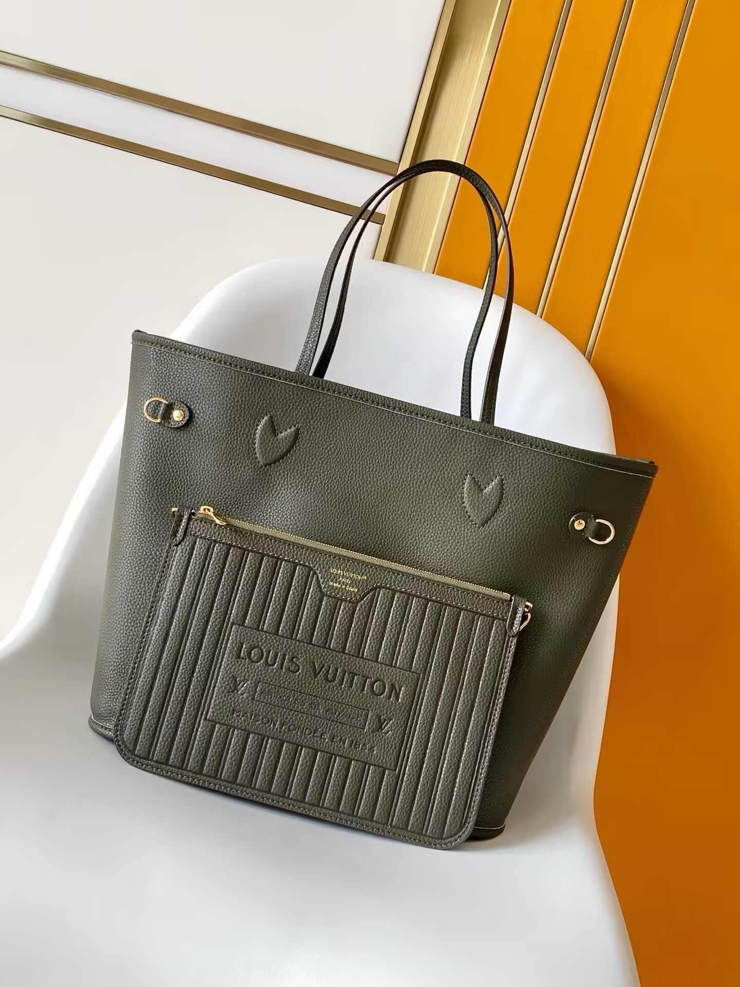 LV Neverfull MM M25664 31x28x14cm Without Box