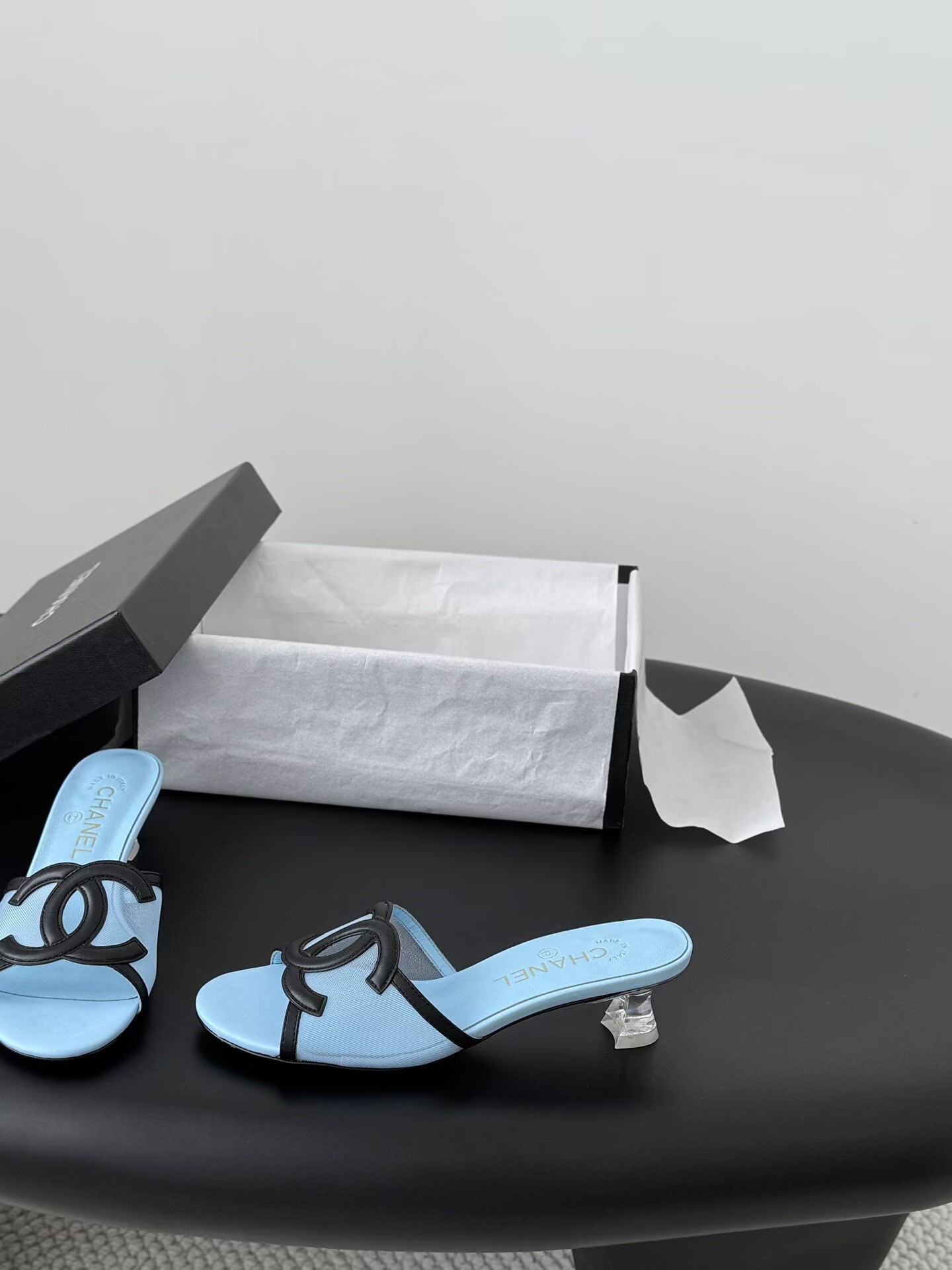 ua Ch*el sandals 4.5cm heel