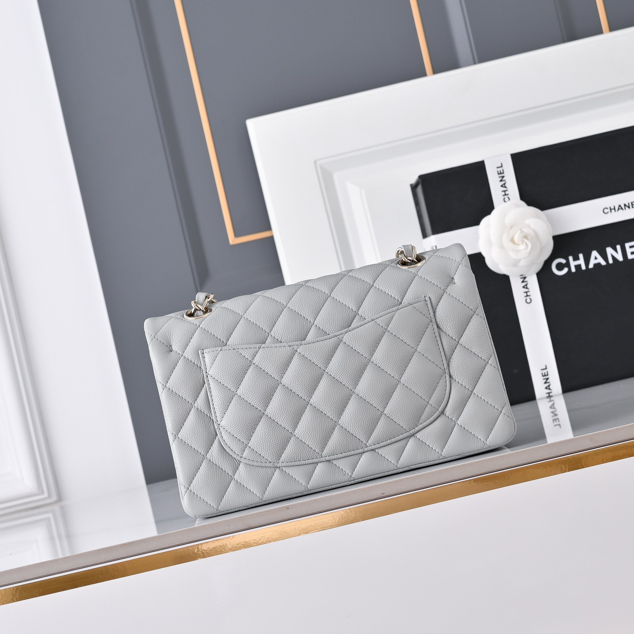 Ch*el classic flap handbag light grey with light gold hardware and caviar leather a01113 23x14.5x6cm