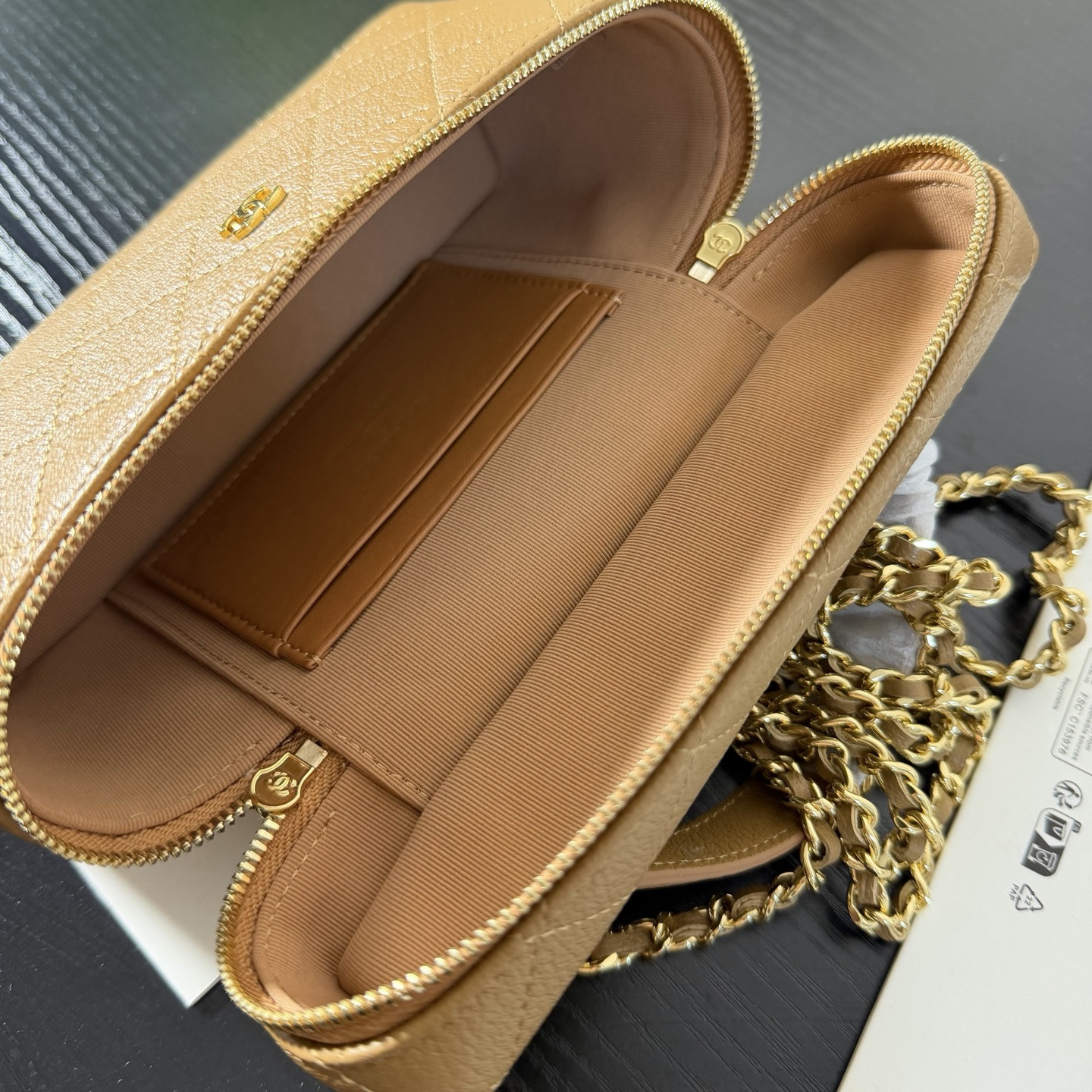 Ch*el classic vanity with chain handbag 17x19.5x5cm