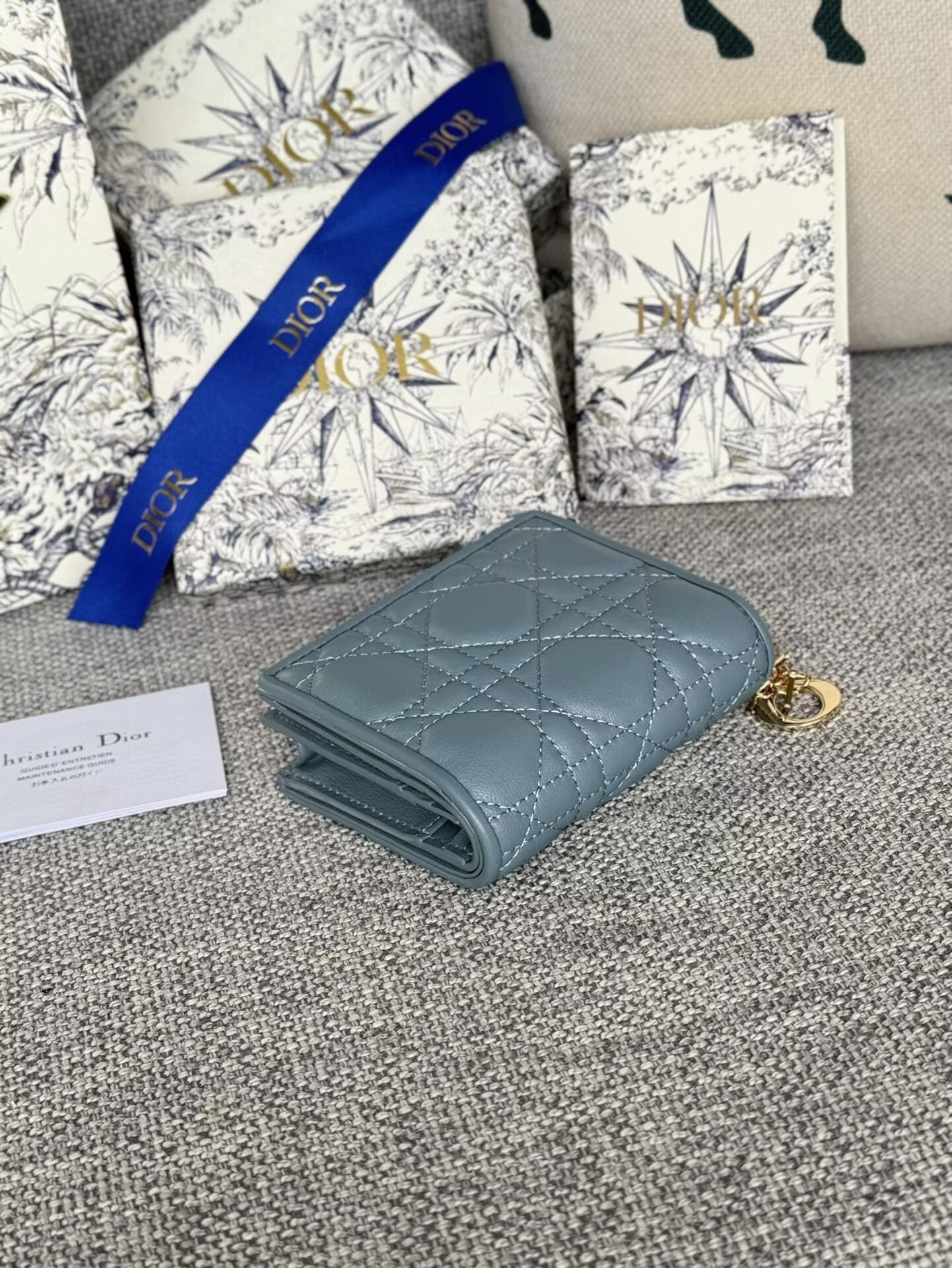 D*or mini lady D*or gardenia wallet 11x9x3cm