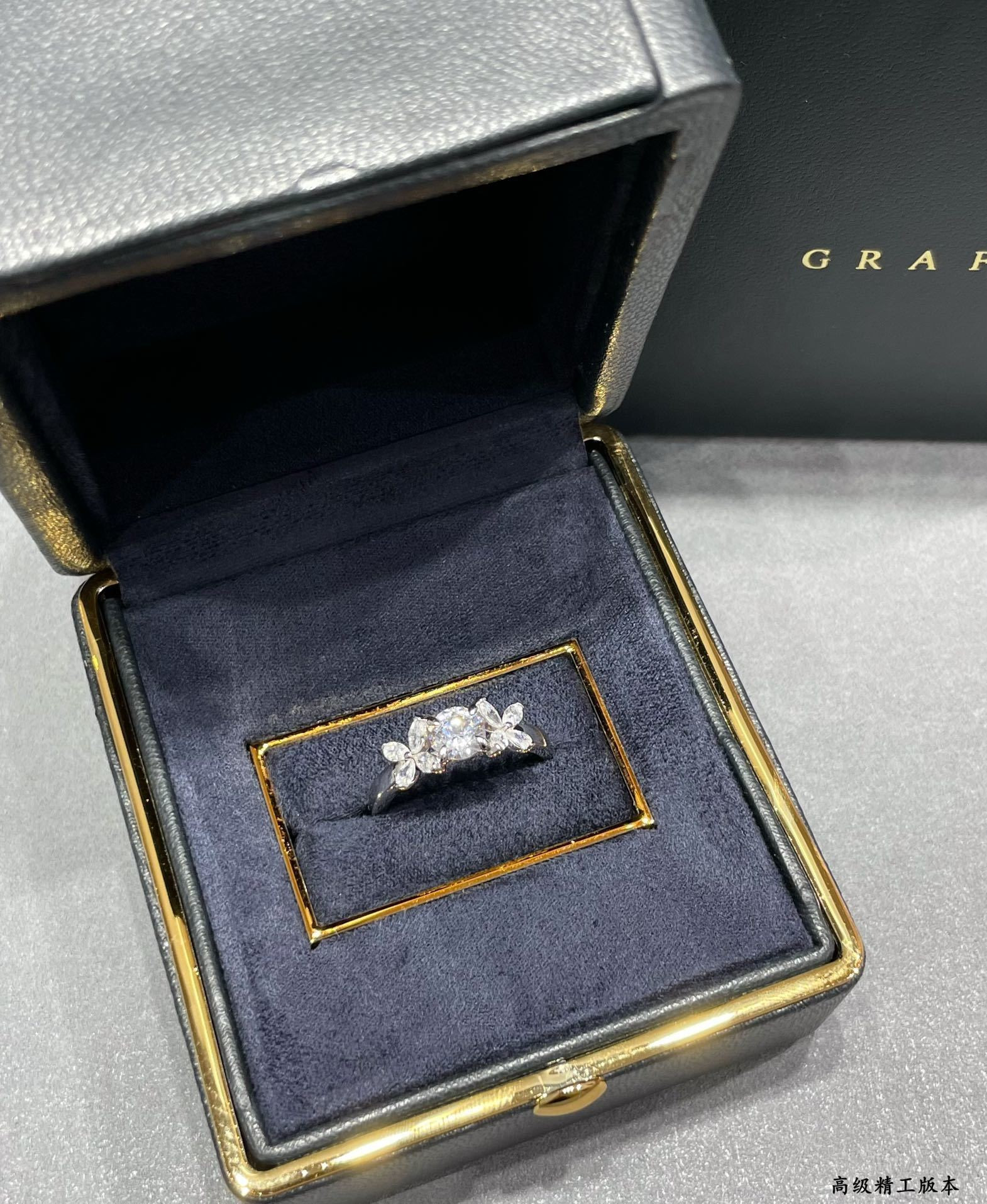Gr*ff di*m*nd ring