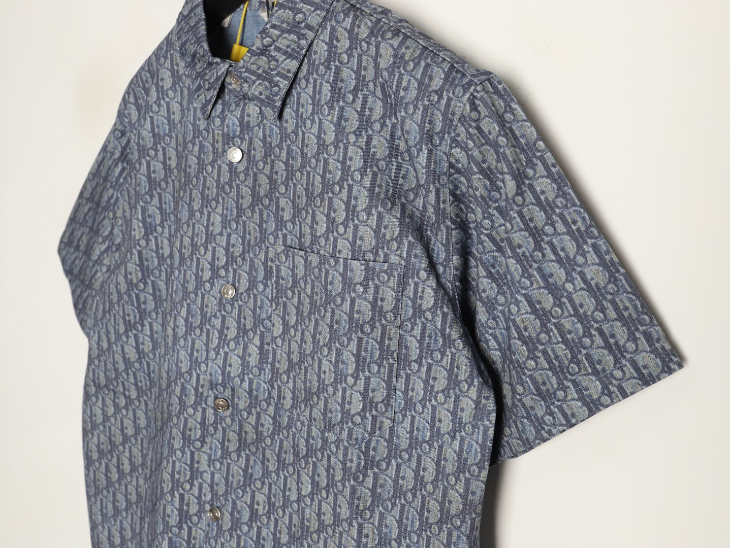 D*or short-sleeved shirts suit