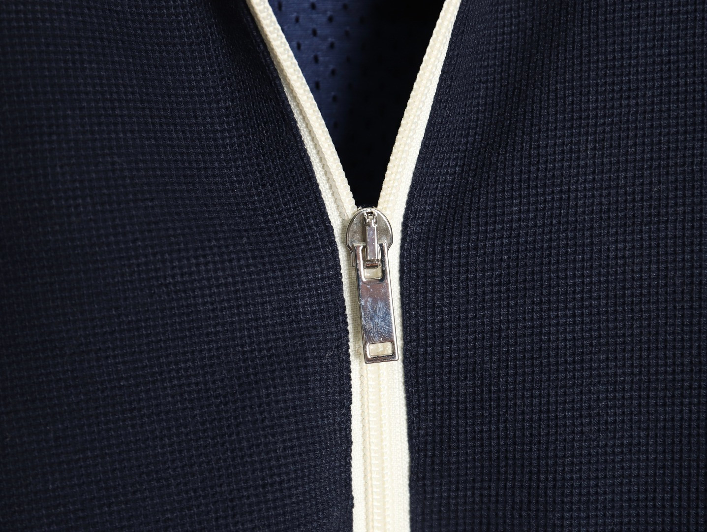 G*u*i GG Coats Suit