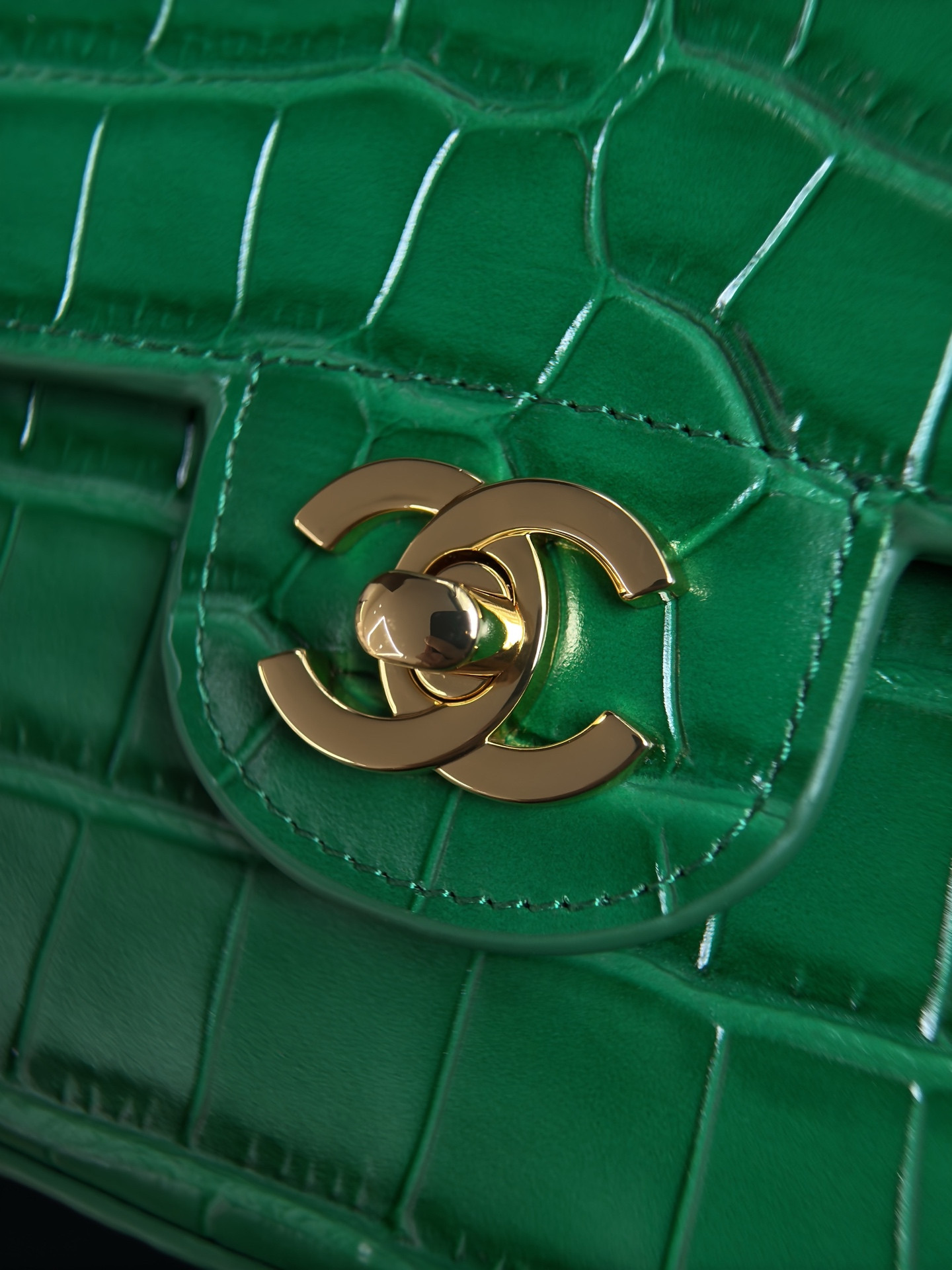 Ch*el mini flap bag with handle as6424 14.5x19.5x5cm